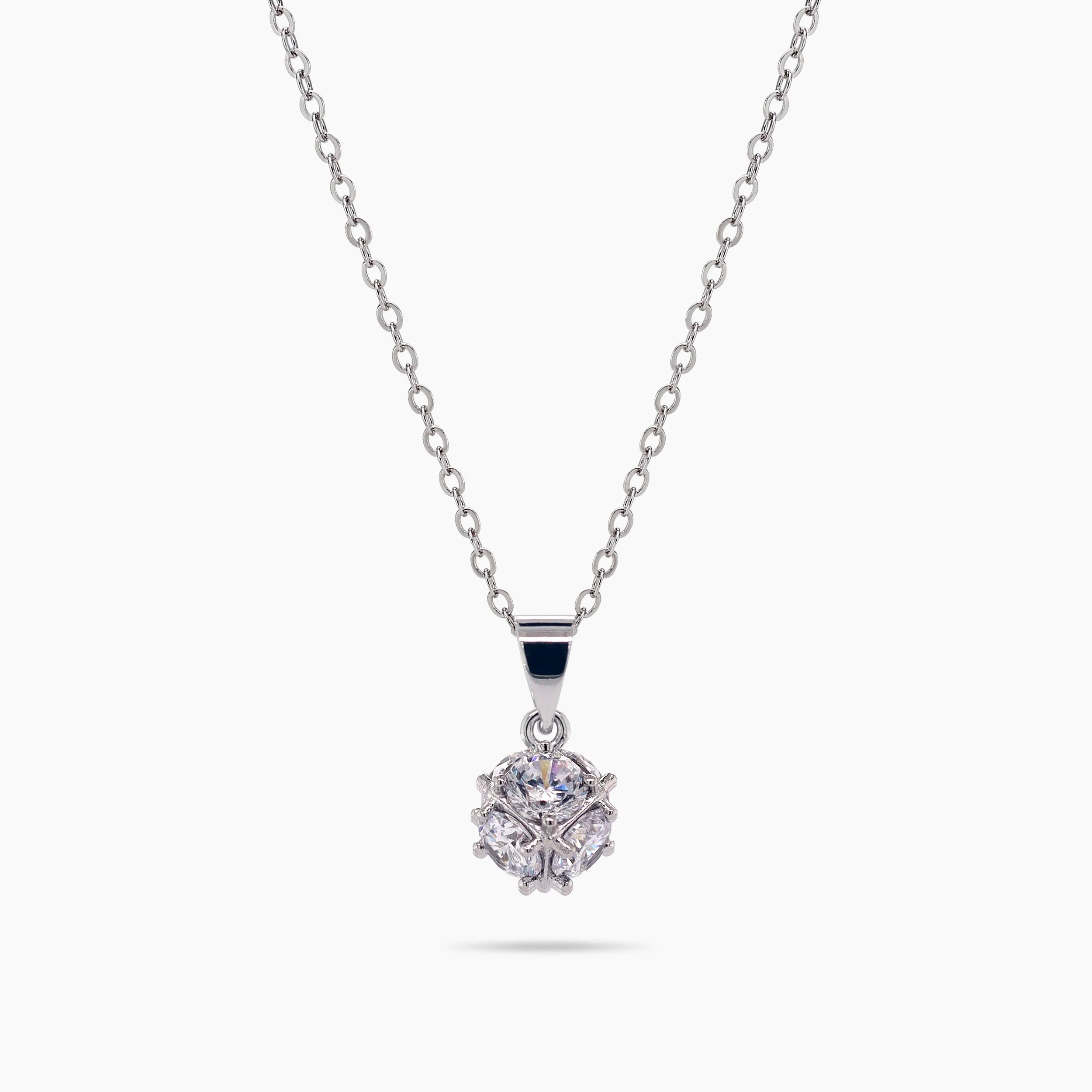 Romantic Round Pendant Necklace