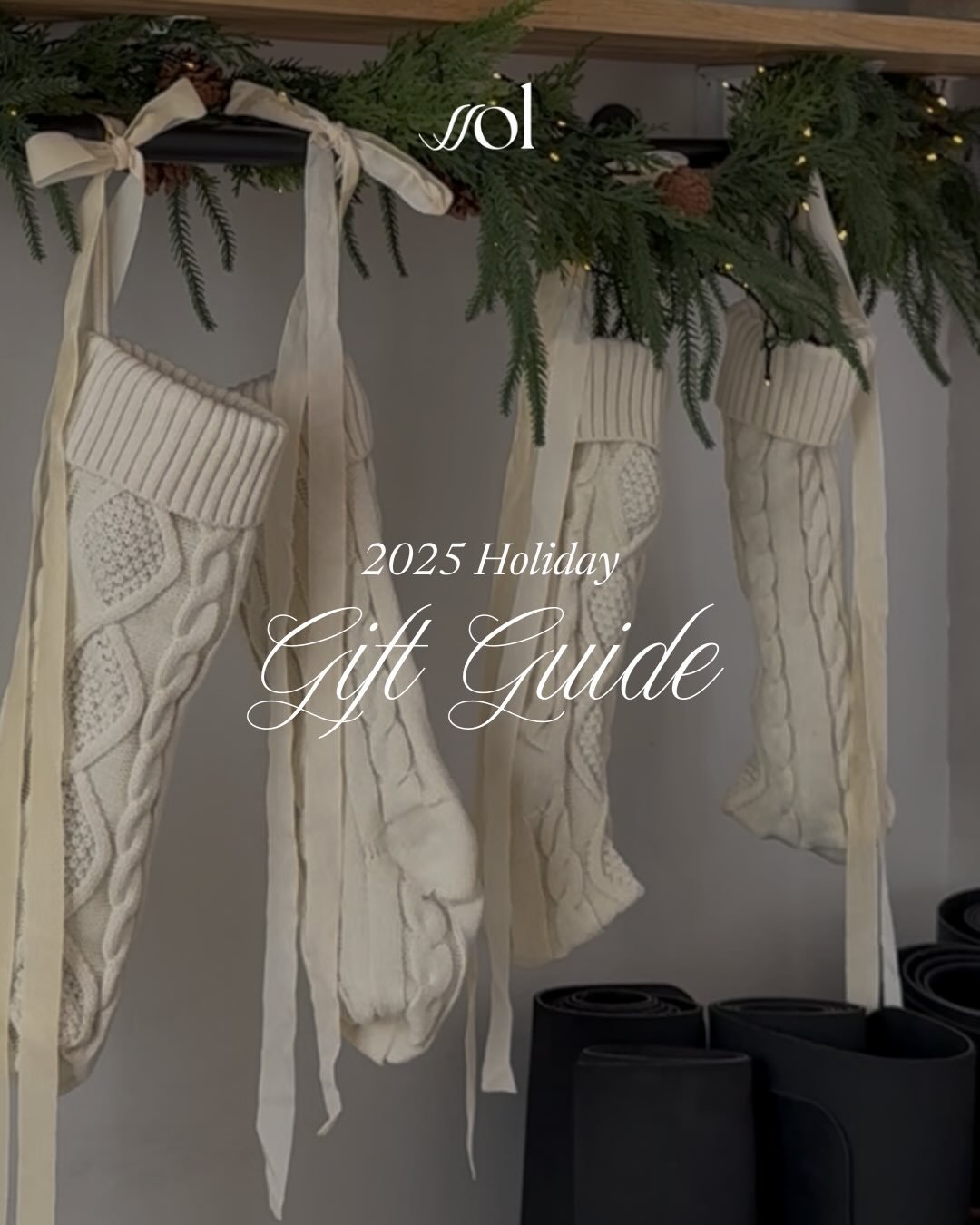 Our Holiday Gift Guide wrapped up for you🎄❣️What we love, what we&rsquo;re gifting, and what we&rsquo;re hoping to unwrap ourselves. 💌

Head to the link in our bio to shop the full edit! 

#giftguide #holidayfinds #giftinspo #fitnesswishlist #seaso