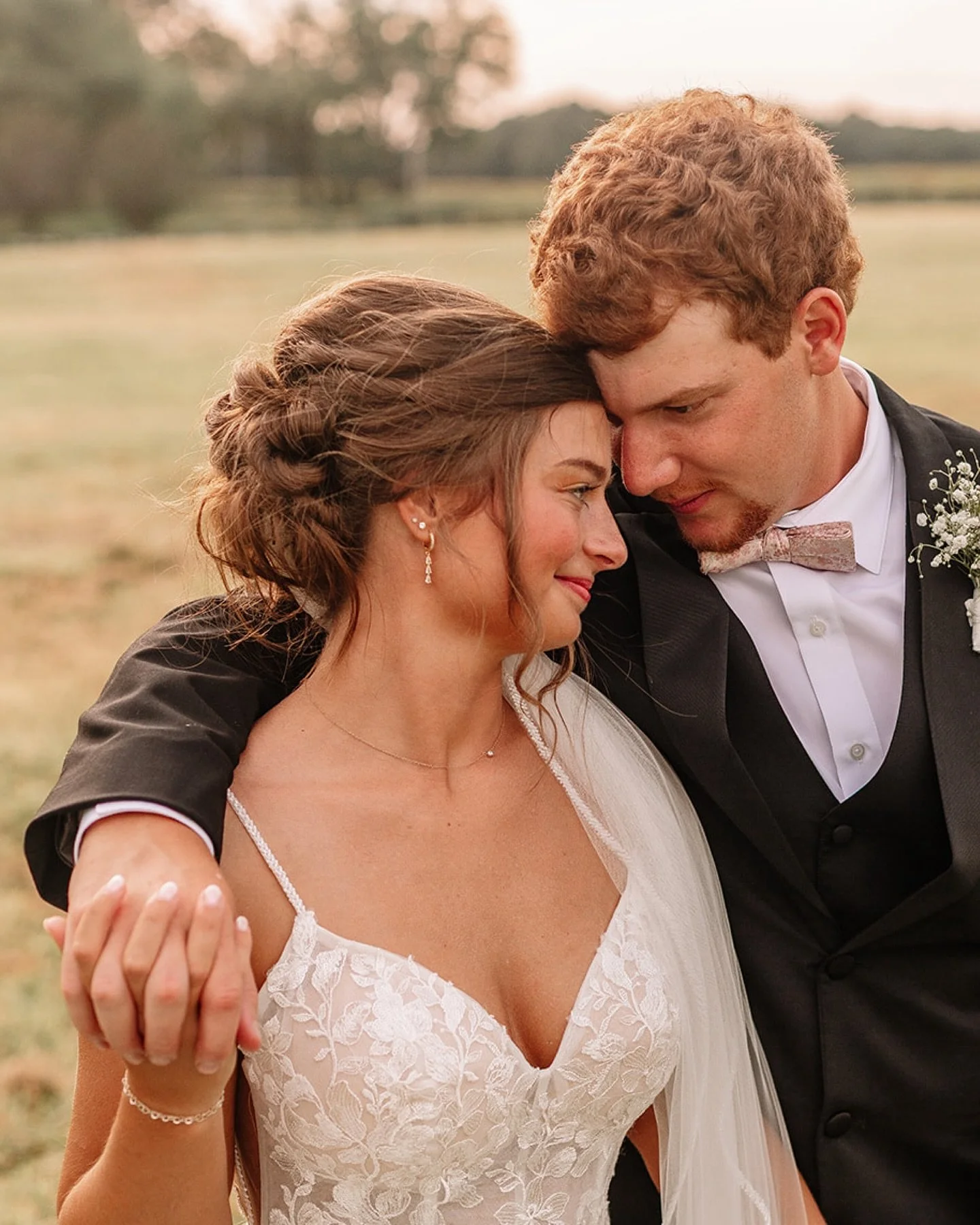 The most beautiful day full of nothing but love and happiness! Thank you Kaden and Elizabeth for letting me be a part of your special day!🤍💍 MANY more pics to come!😜

Shoutout to my amazing second shooter and friend, @gageatt_ , for the huge part 