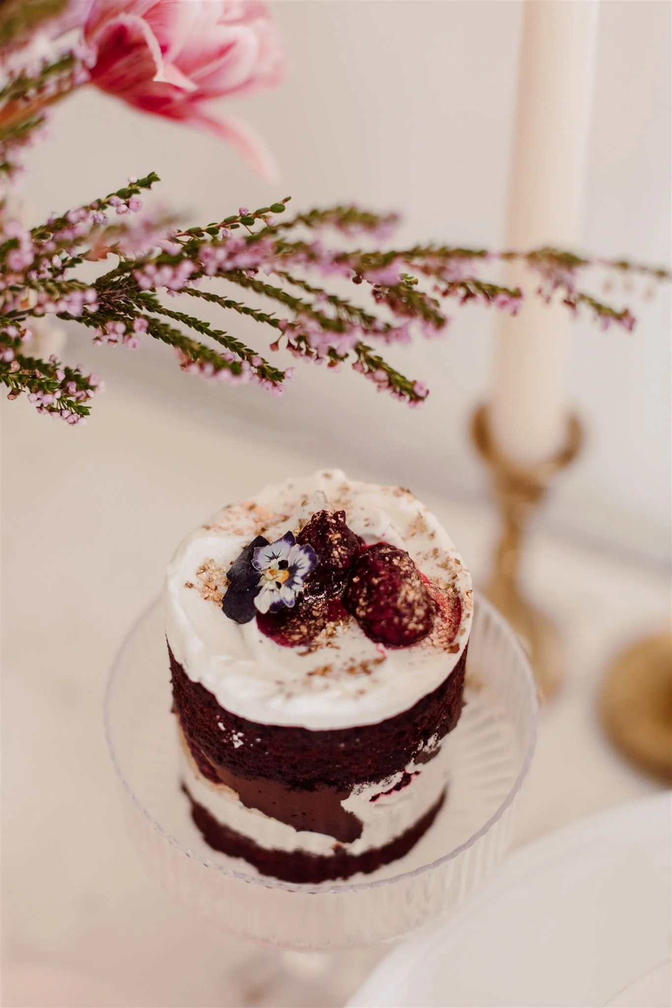03_ethereal_english_garden_editorial_sneakpeek_websize.jpg
