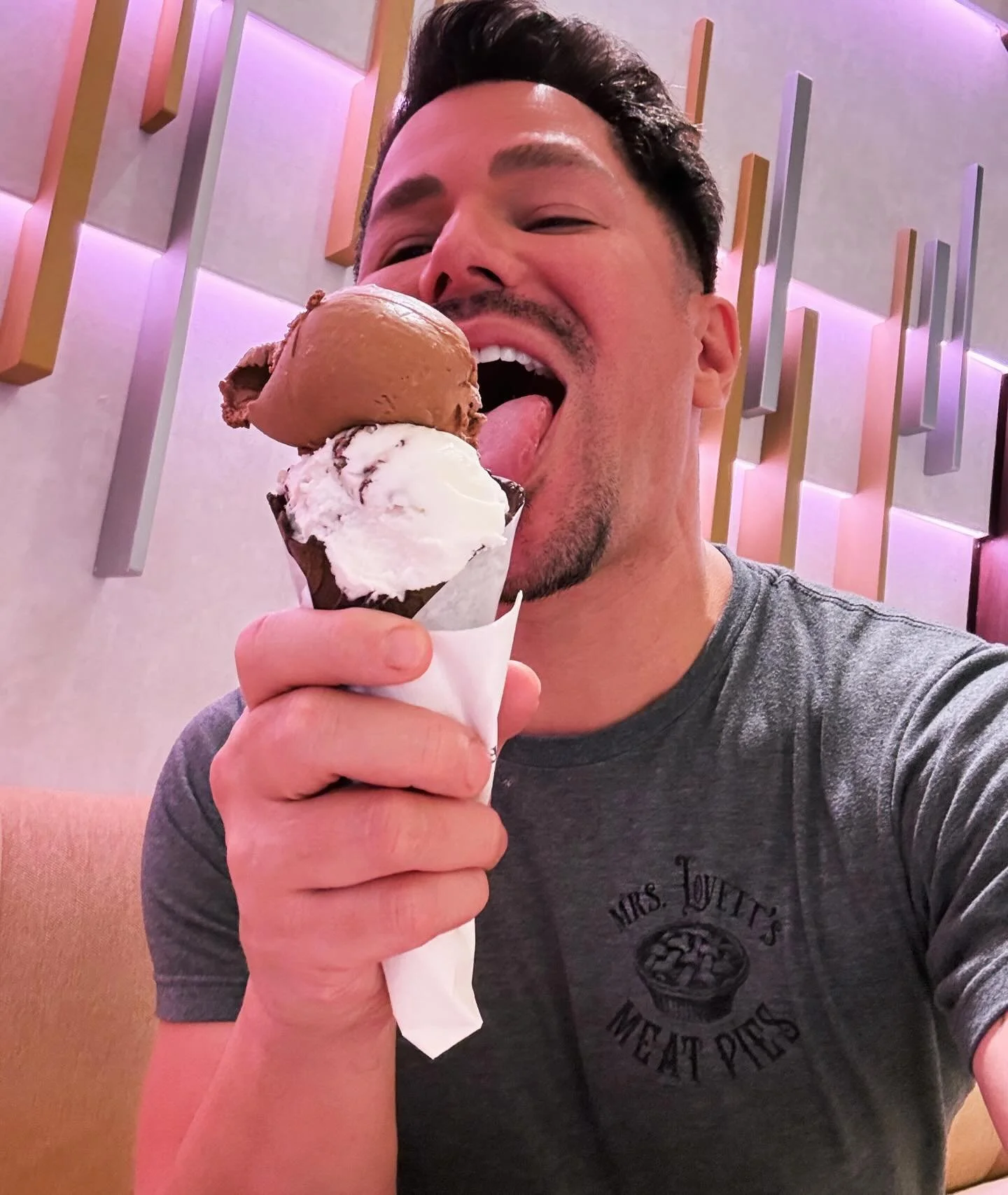 #AnActorPrepares 
Let&rsquo;s goooo Two Dow Shay! 🍦