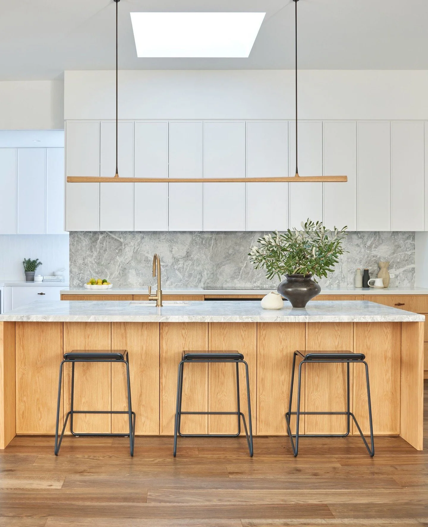 A home that feels as though it has always been this way.⁠
⁠
At Cowles Road Mosman, the design was grounded in a respect for the original home, while thoughtfully extending it to support modern family life. The transition between old and new is intent