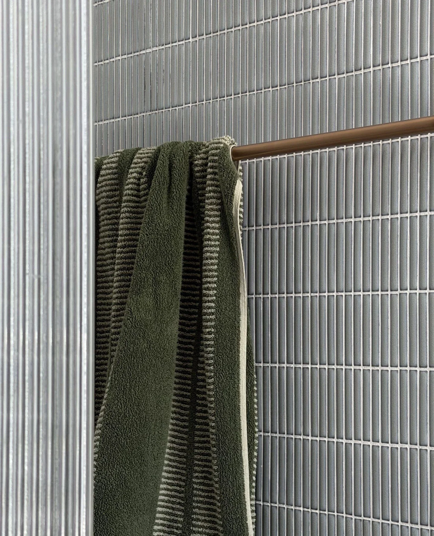 Sneak peek... Bronte House bathrooms.⁠
⁠
Texture, colour and organic materials at the heart of the design.⁠
⁠
While we wait to complete the final photography, these snaps capture the essence of the project as it has come together, a snapshot of mater