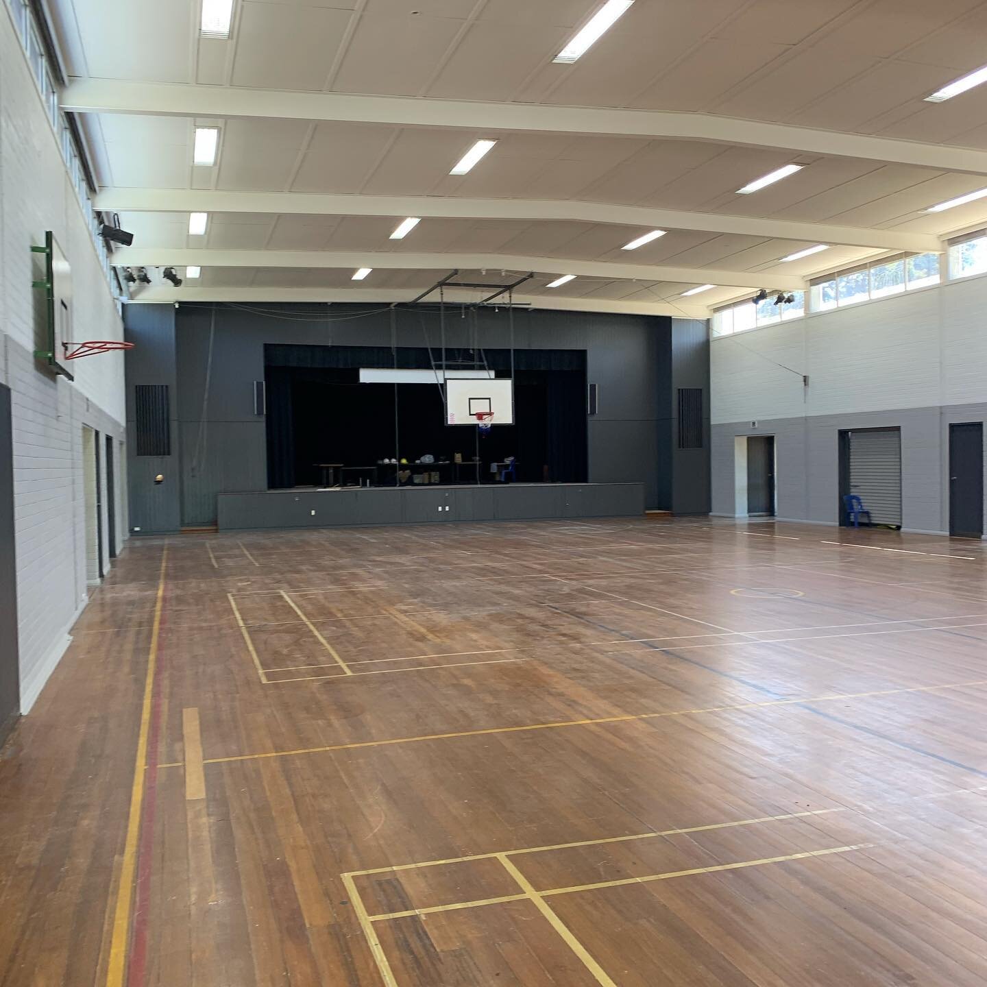 🎨 How about this for a transformation!⠀
⠀
We have recently finished up at Clairvaux Primary School, giving the Hall a brand new look with some colour and light. ⠀
⠀
Have a scroll through to see the before and afters. ⠀
⠀
■ Bare bricks given a fresh 