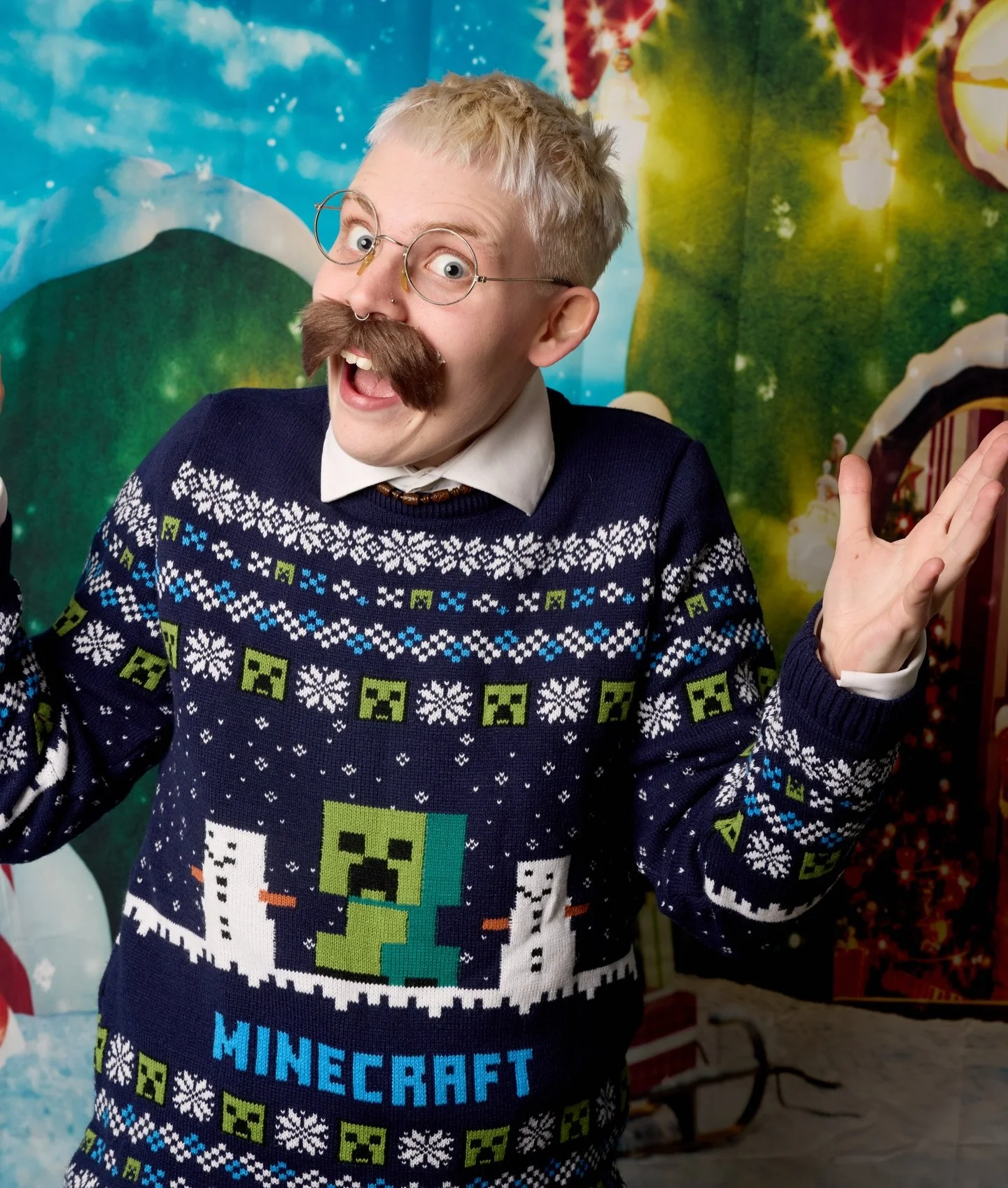 And last but not in the slightest bit least, it&rsquo;s our resident Milk Man, here to deliver the cr&egrave;me de la creme of Christmas magic&hellip; in a majestic moustache, it&rsquo;s our lovely Levi @bowkis 👨🏼🎄

It&rsquo;s our last day of trad