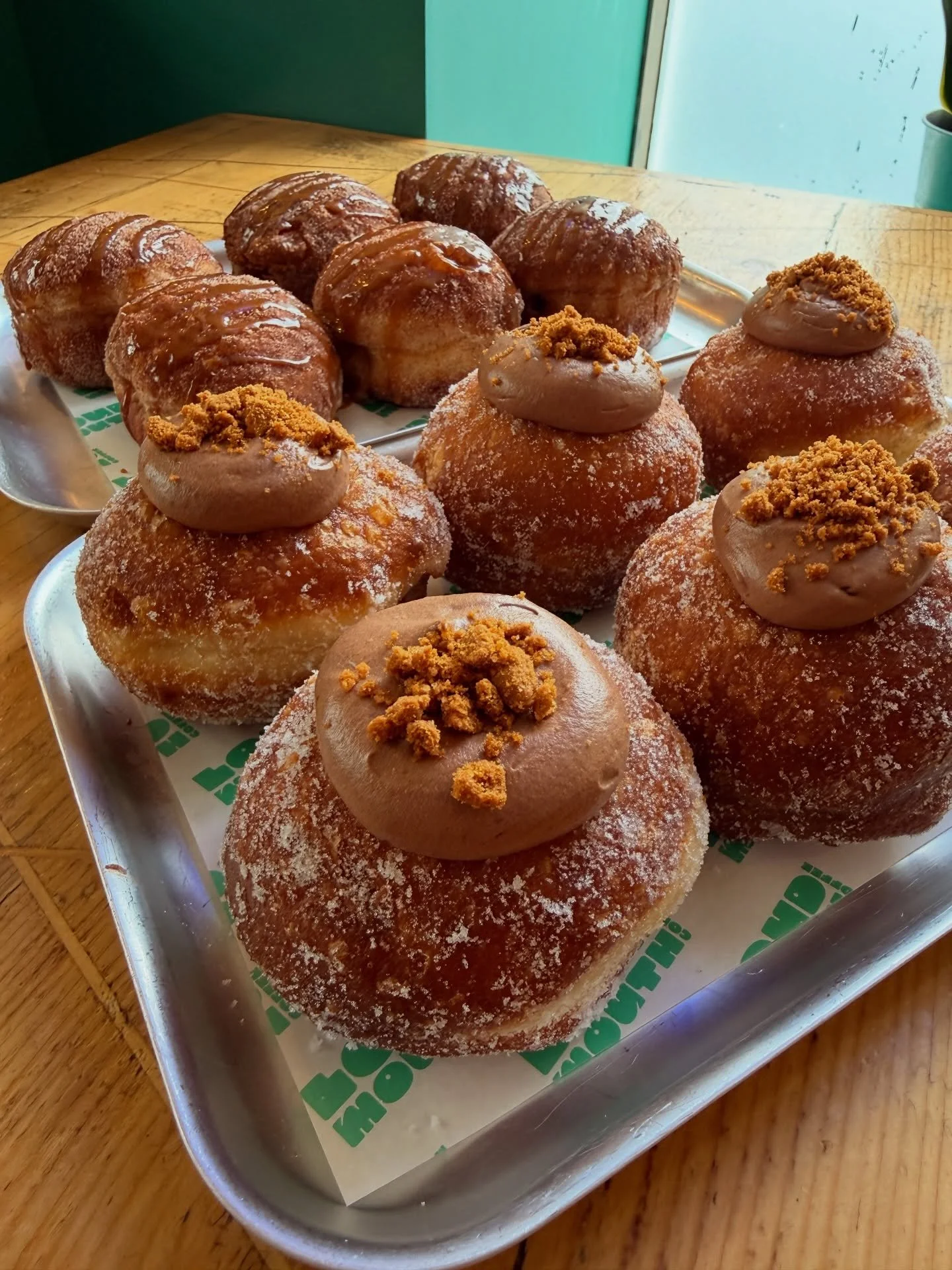 Best day of the week. It&rsquo;s doughnut day 🙌🍩🙌🍩🙌

FLAVOURS ON THE COUNTER 🔥

Nutella cheesecake 🌰

Apple, cinnamon &amp; caramel 🍎

Once they&rsquo;re gone, they&rsquo;re gone&hellip;