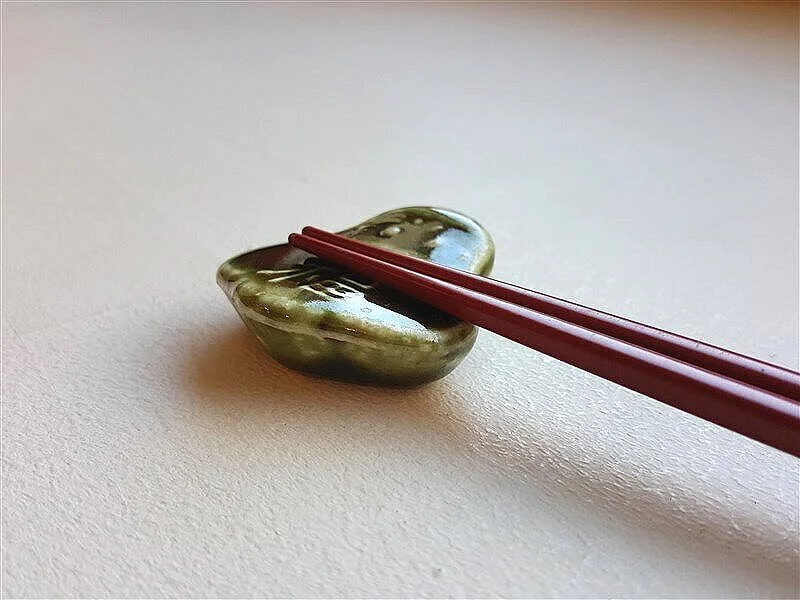daruma-oribe3+Chopstick+rests+4.jpg