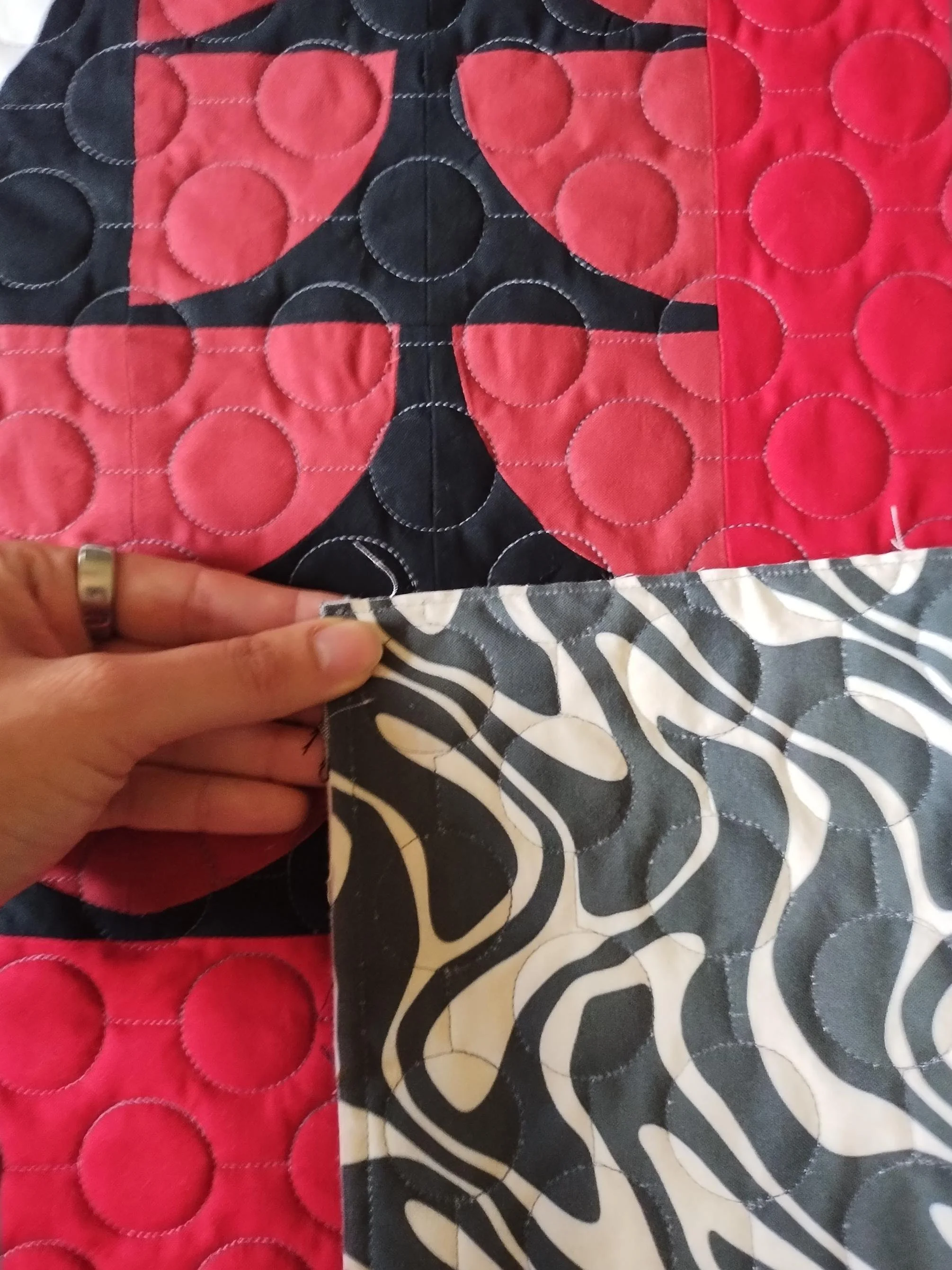 circles bubble-up donut-connection-panto 8.jpg