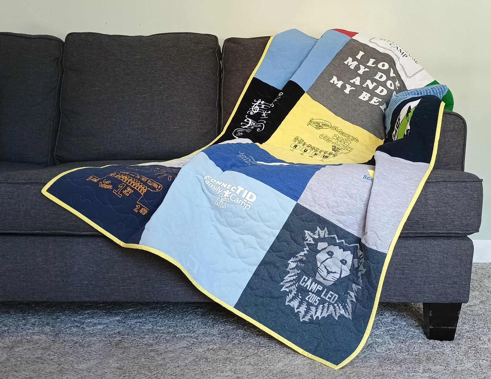 Yellow Binding T-shirt-quilt Scribble-hearts-panto 04.jpg