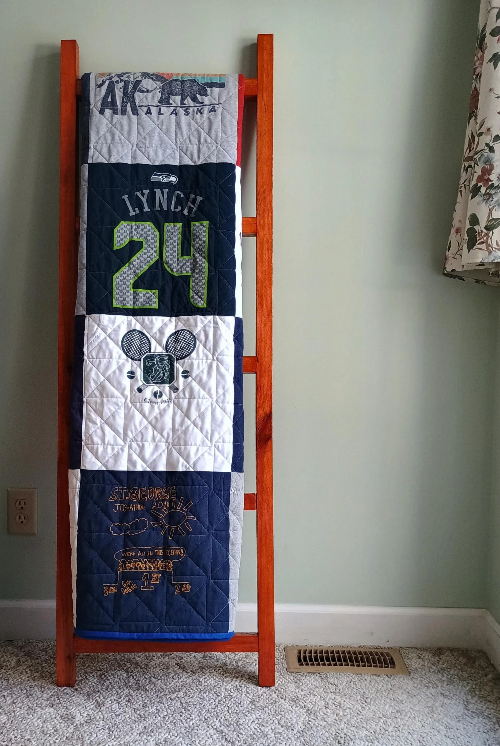 Custom T-shirt quilt Boxtie-panto 03.jpg