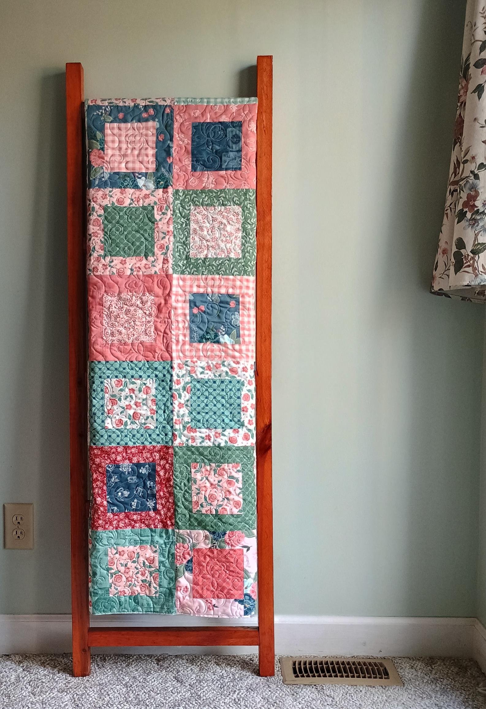 “Framed” Quilt with Layer Cake