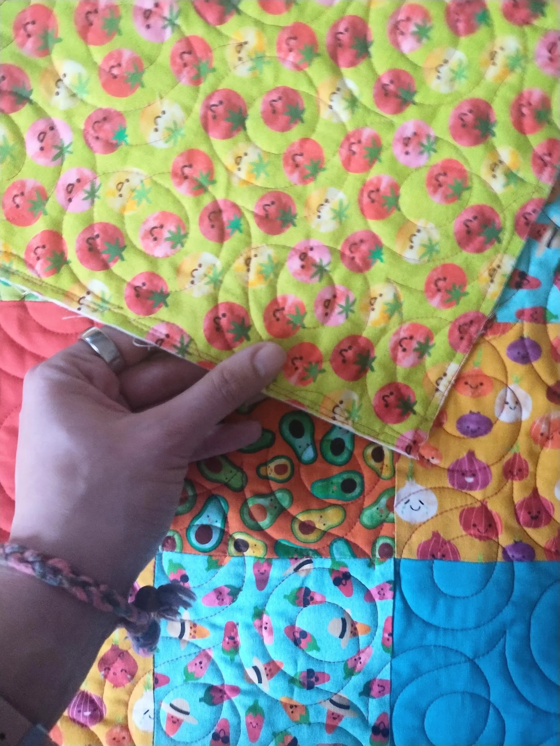 chili-smiles-quilt soho-panto 4.jpg