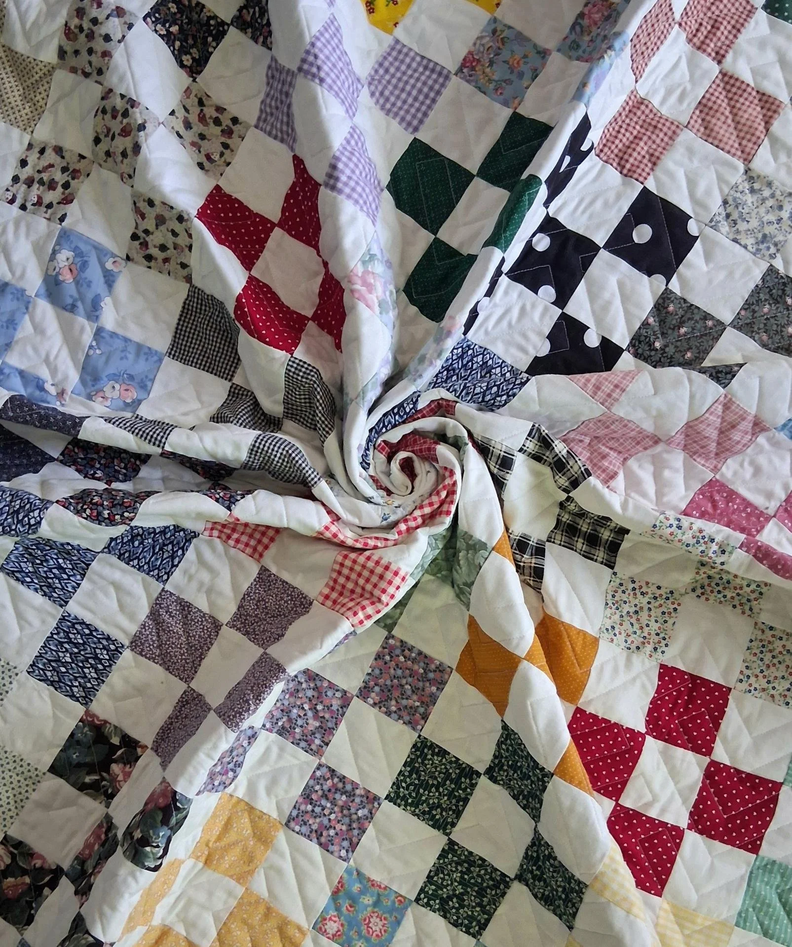 Nine-patch-quilt Keryns-chevrons-panto 10.jpg