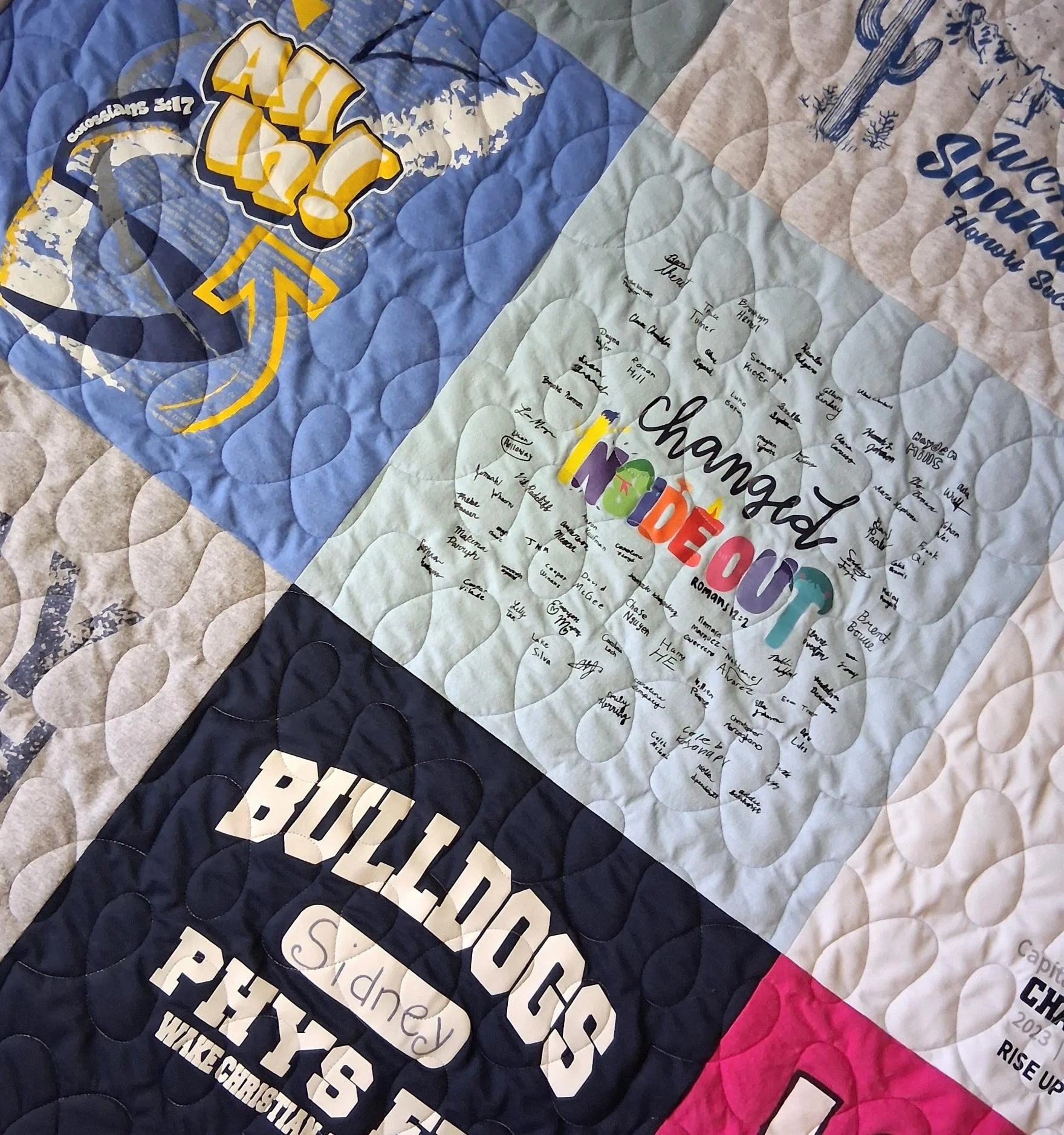 graduation-t-shirt-quilt trace-panto 08.jpg