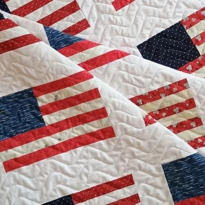 flag-quilt patriotic domestic-waves-panto 03.jpg