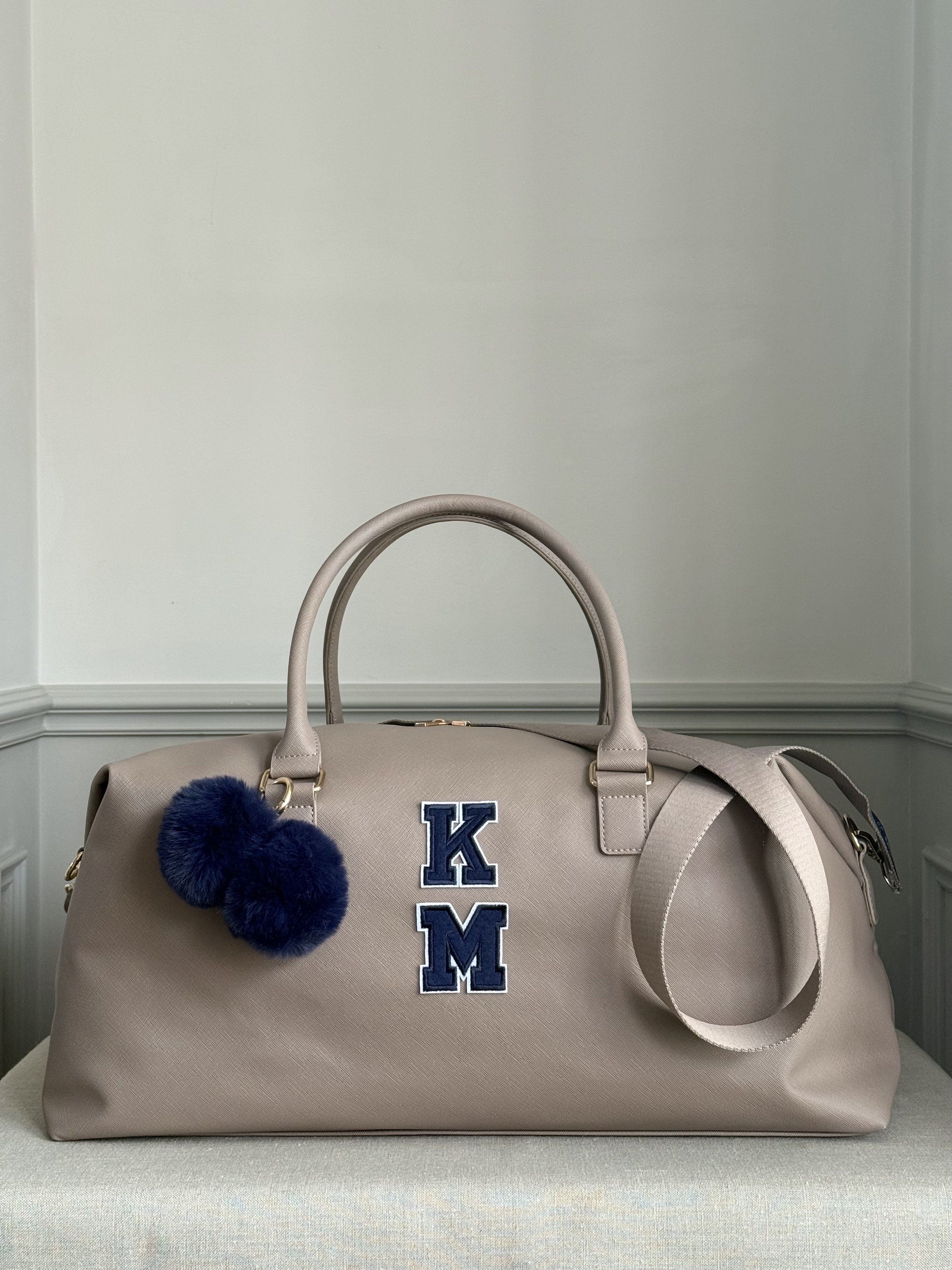 THE HAMPTON WEEKEND BAG. MUSHROOM/NATURAL