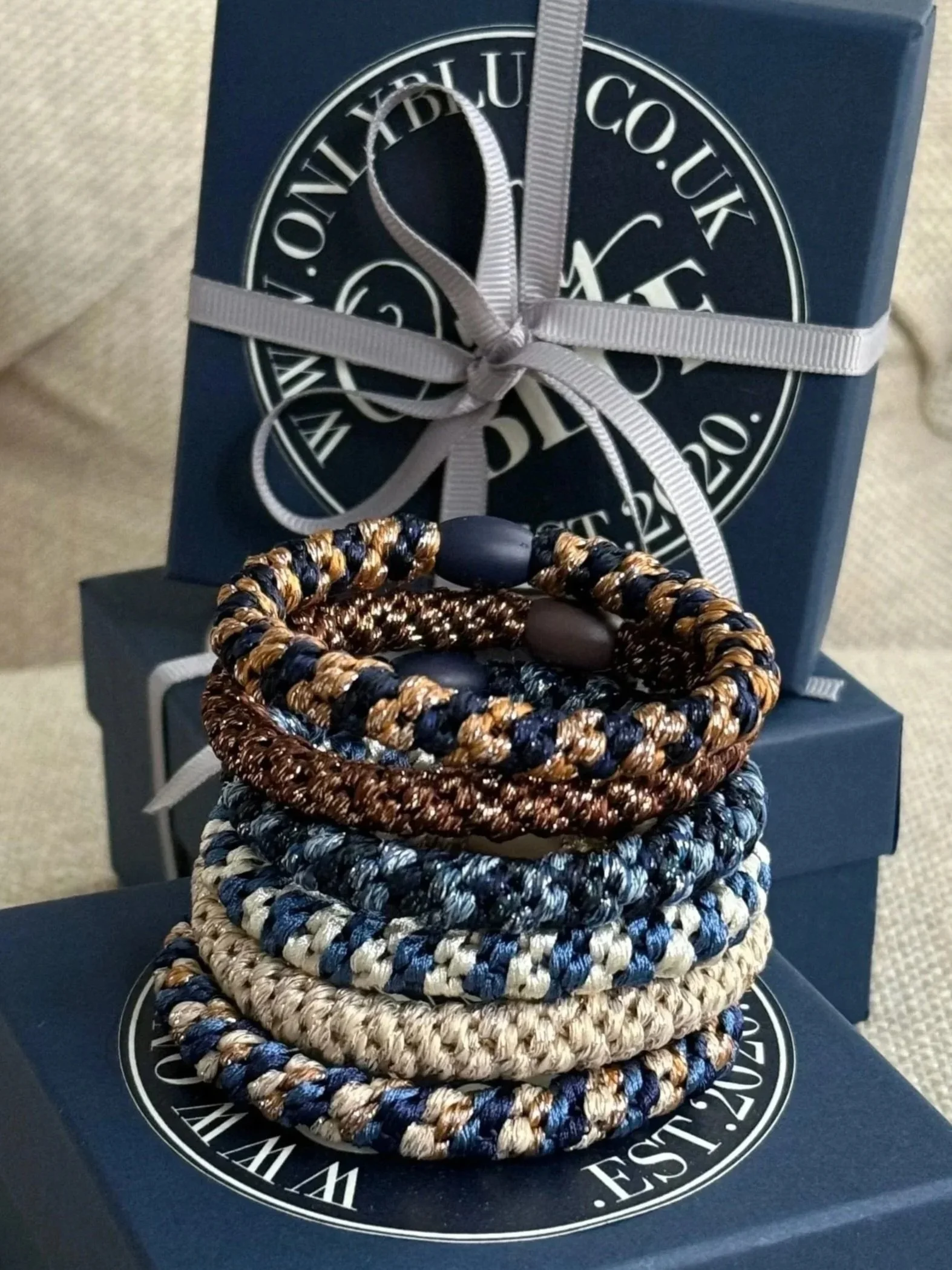 ONLY BLUE BANDS  BY KKNEKKI