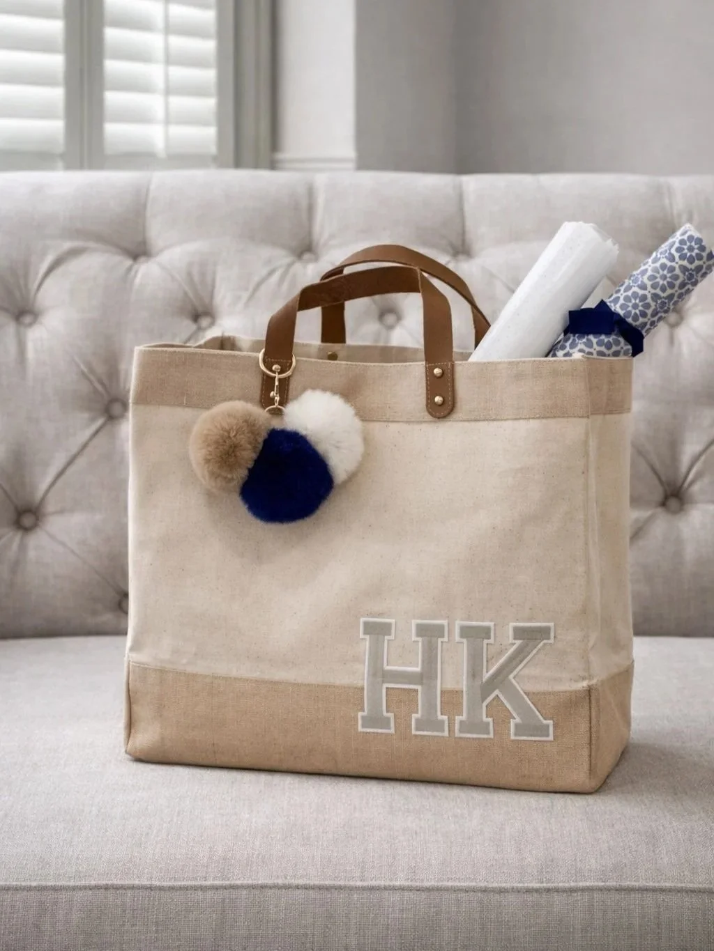 THE CLASSIC CANVAS TOTE BAG