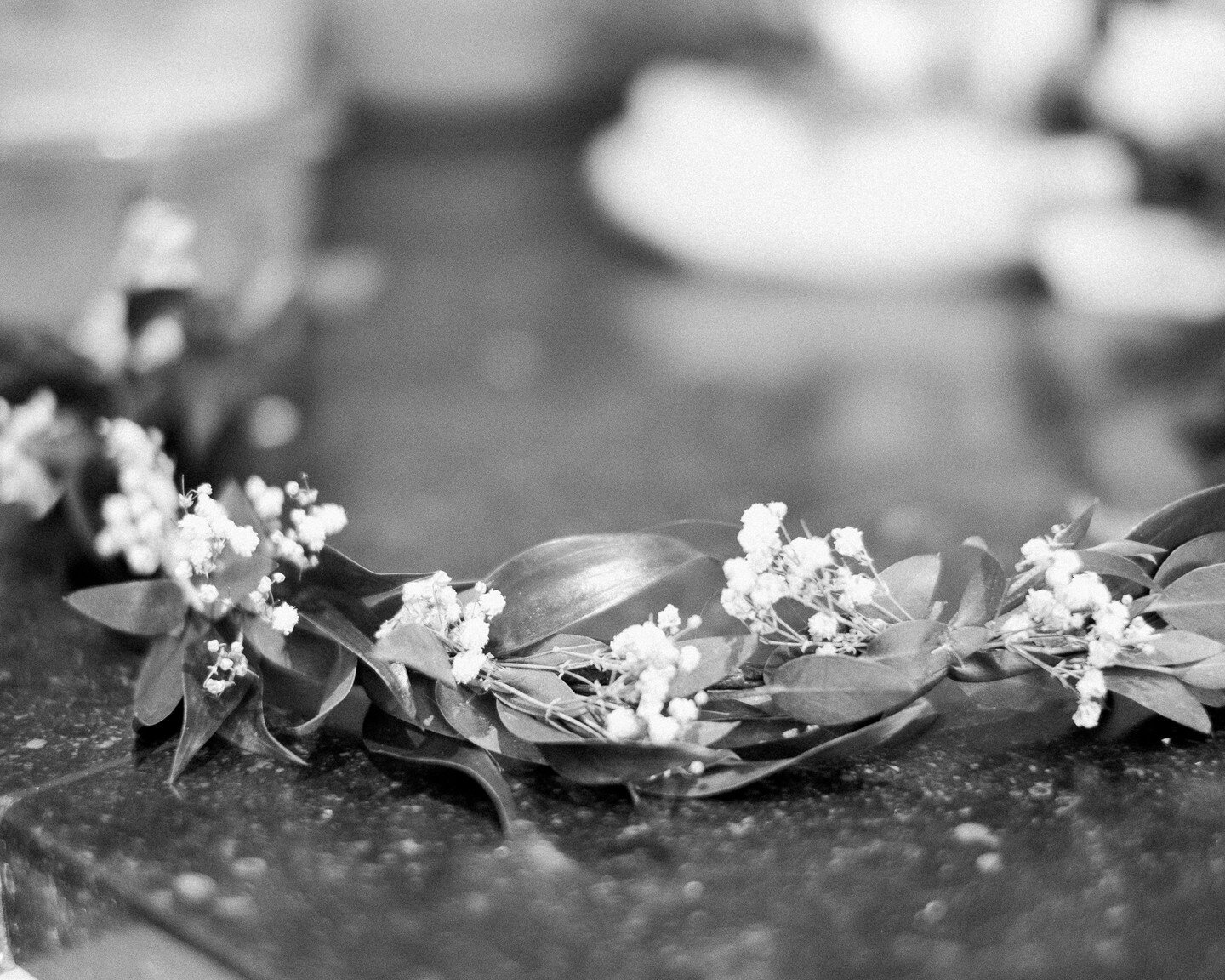 Bloemen tiara en  mini jurk 😍