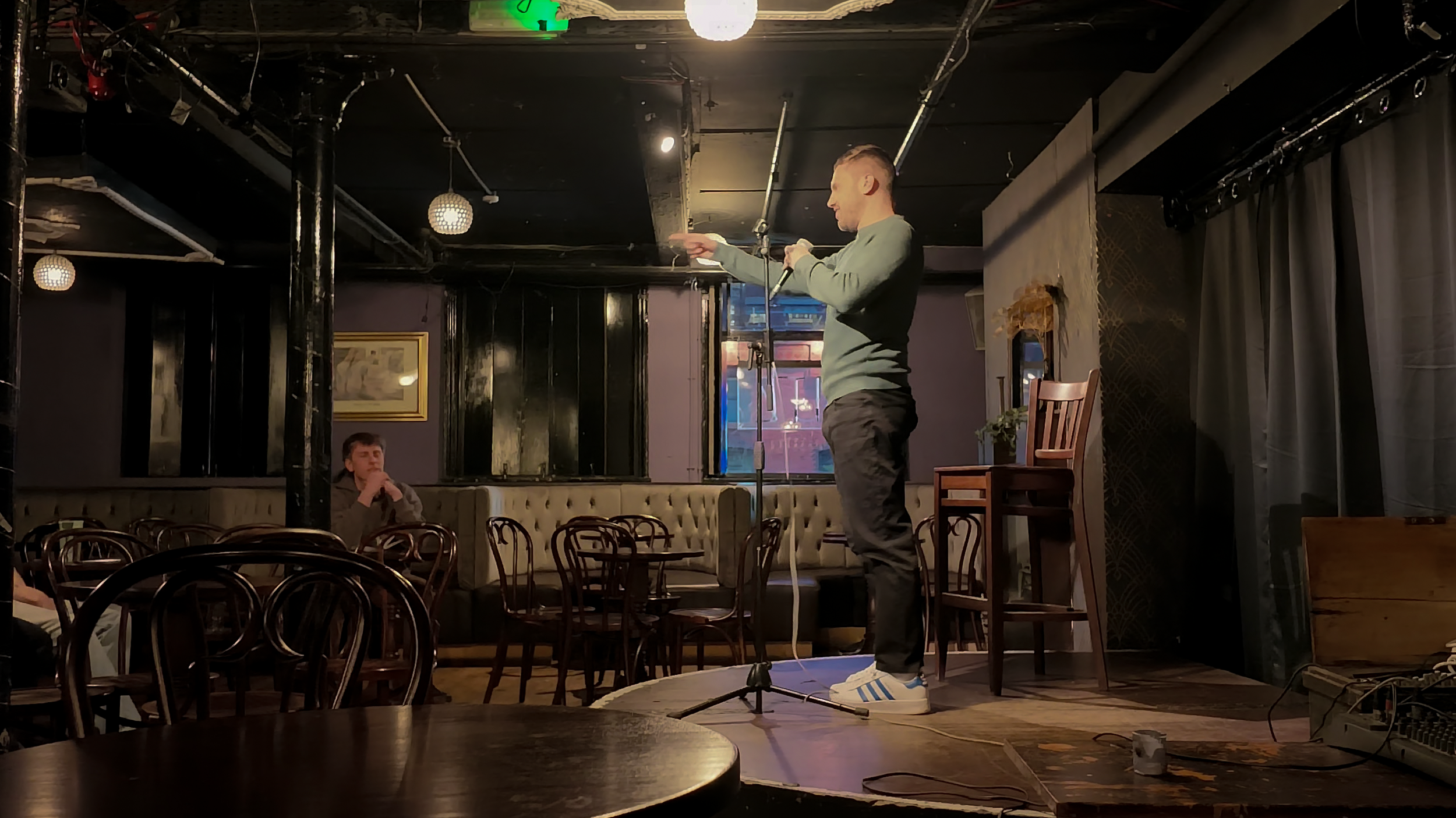 Dan M. Jones at an open min in Manchester