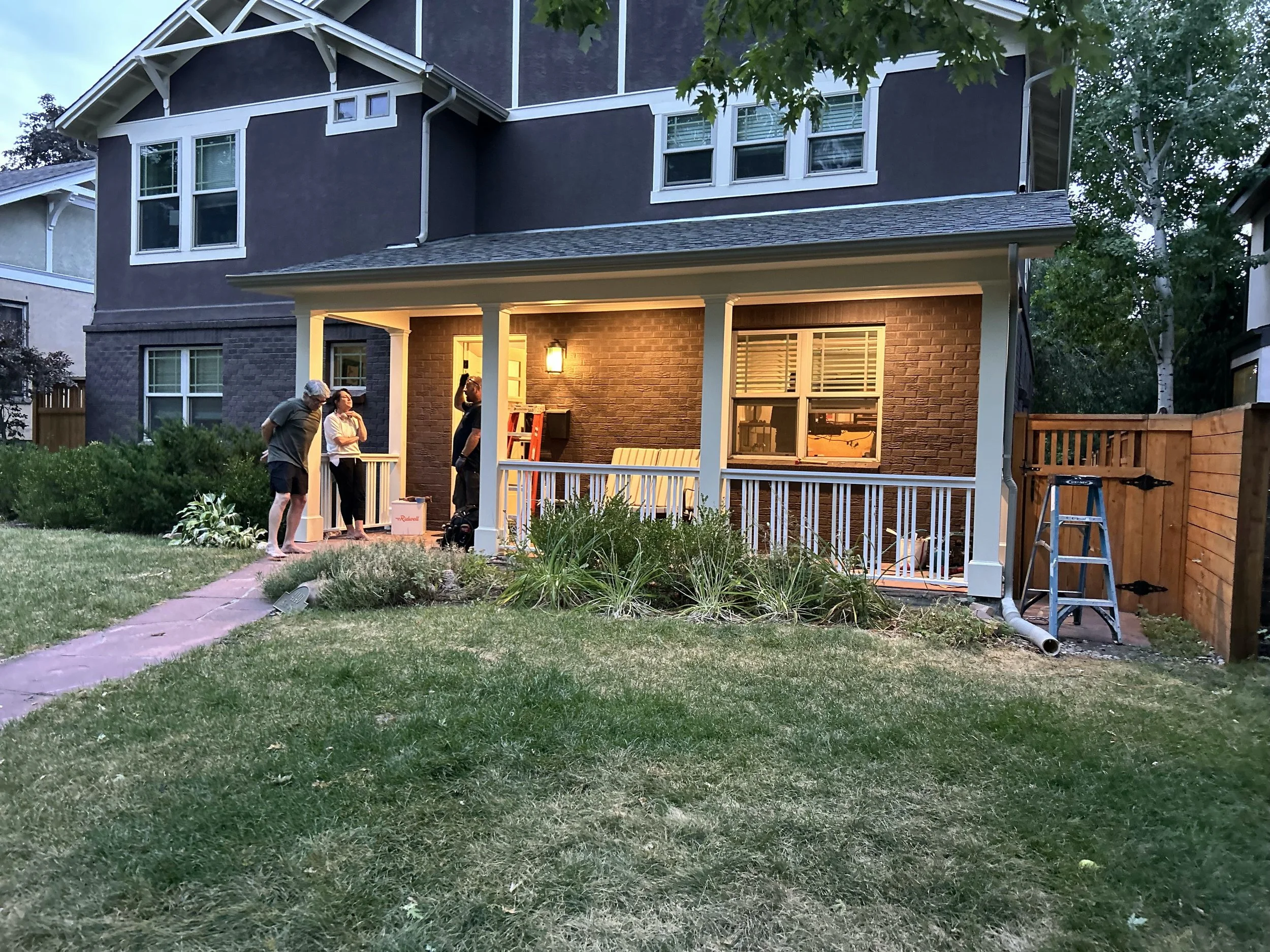 Talking with the painters