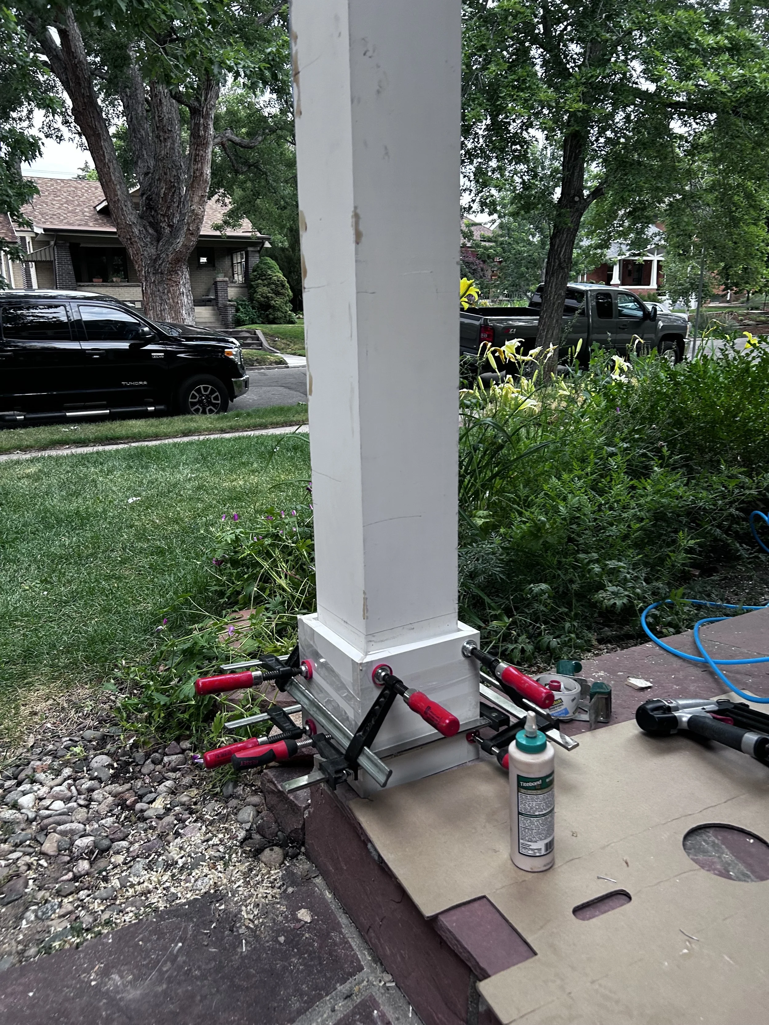 Column bases clamped 