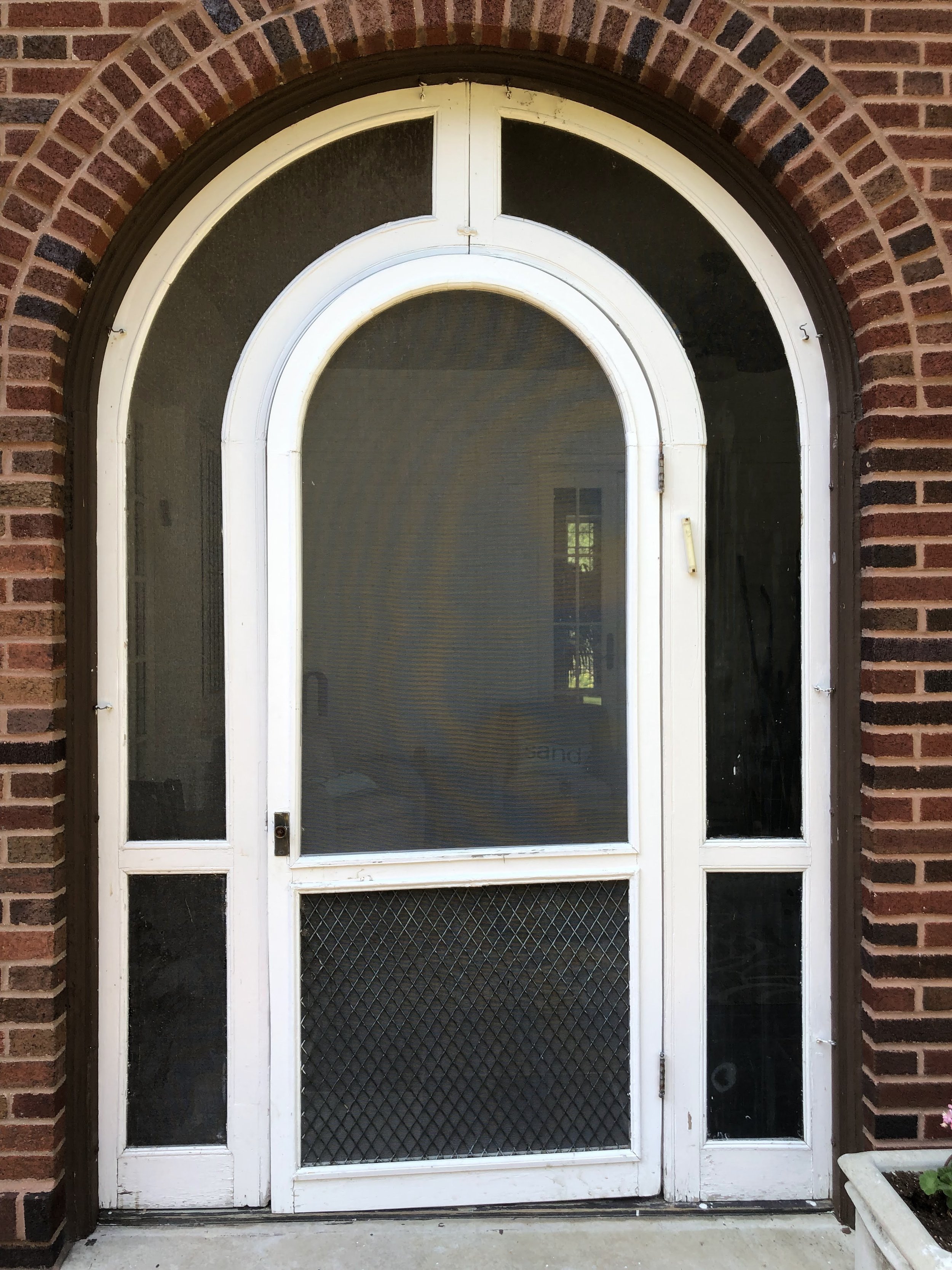 Original screen door unit.