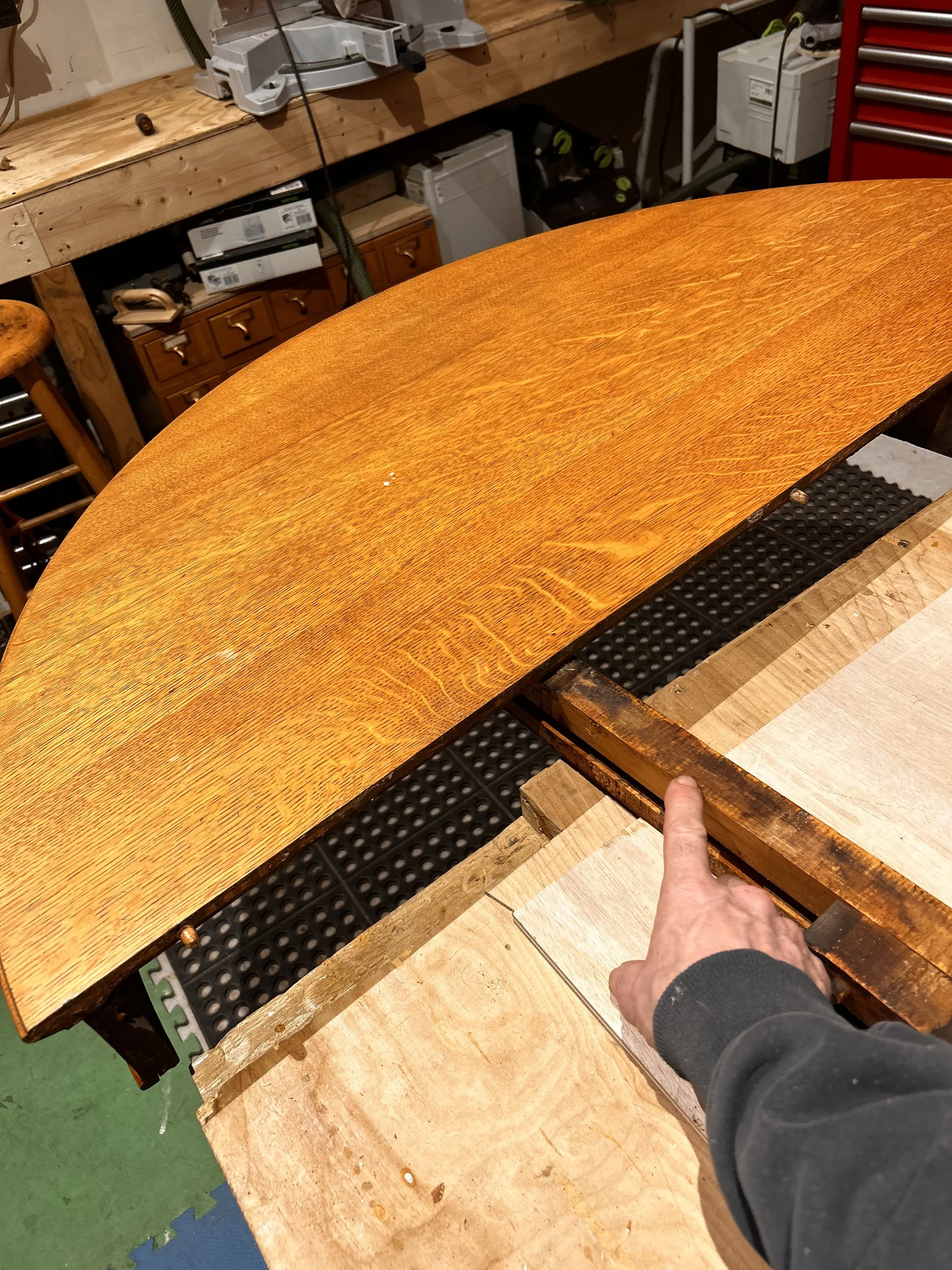 Extending the existing table expansion support mechanism to hold the new, larger leaves