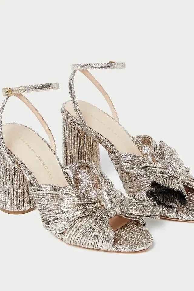 Camellia in Champagne - the ultimate party shoe to dance the night away 🪩 Shop Loeffler Randall in-store and online.
#TheFallBride