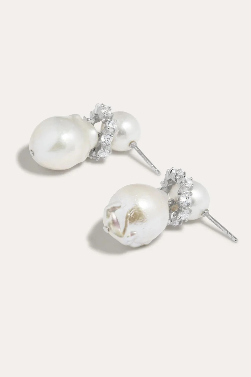 P217_earrings02-3_2160x.jpeg
