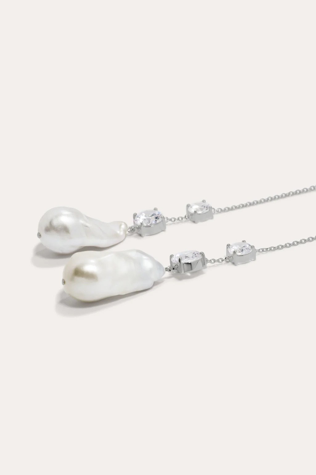 Z103_earrings_02-3_2160x.jpeg