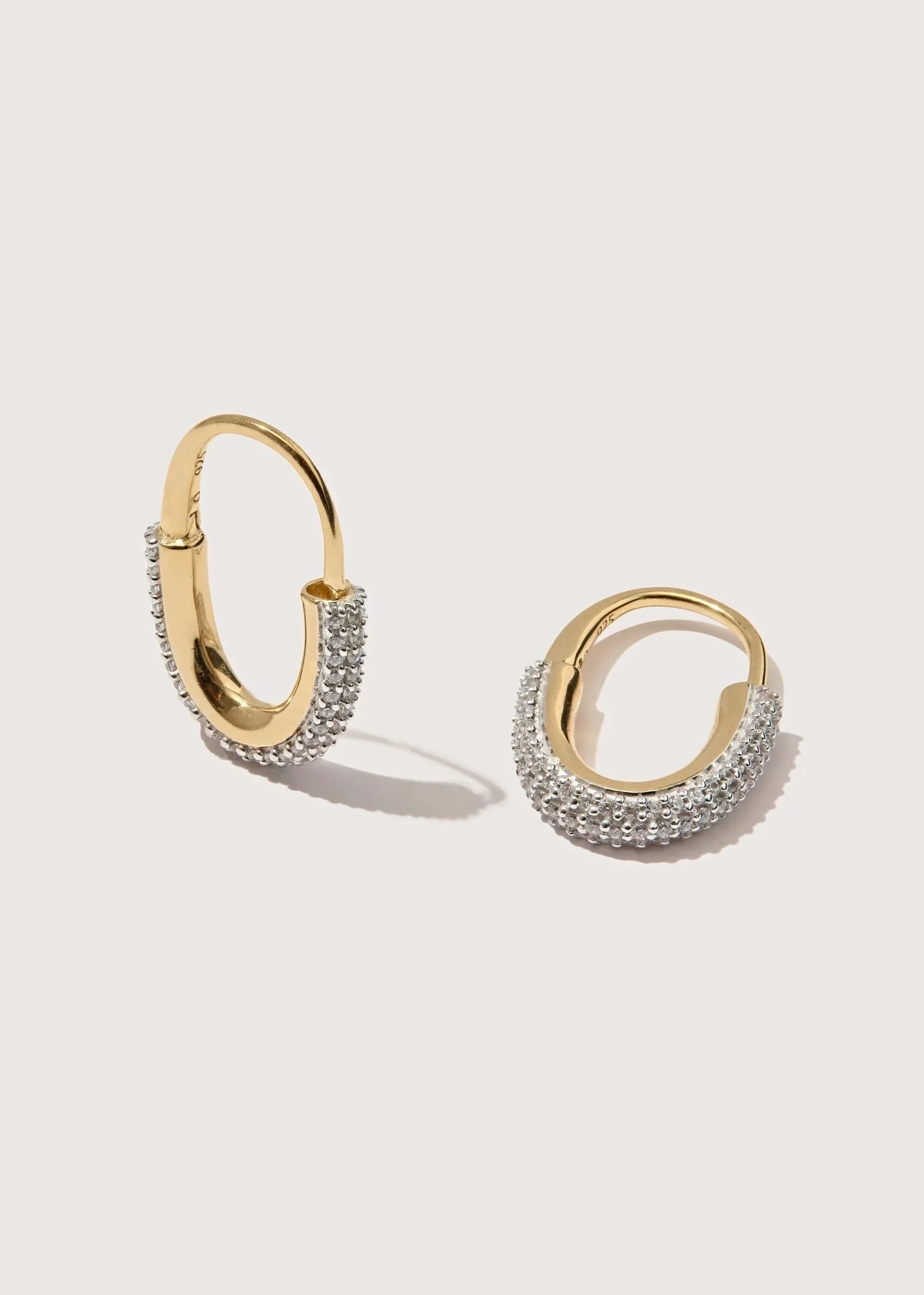 Roscida Pavé Oval Hoops