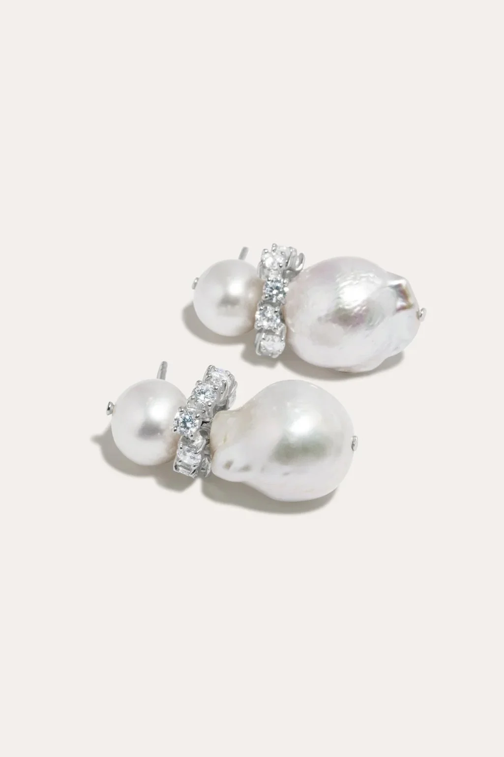 P217_earrings02-2_2160x.jpeg