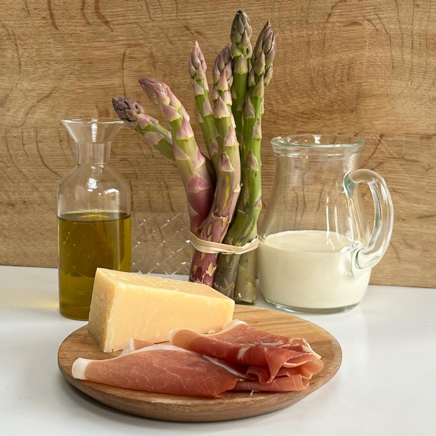 asparagus panna cotta with crunchy Parma ham and Parmesan shavings

If you are looking for a wow factor, and love asparagus, this is it! 
The creamy and delicate asparagus panna cotta contrasts with the crunchy, salty Parma ham and the nutty Parmesan