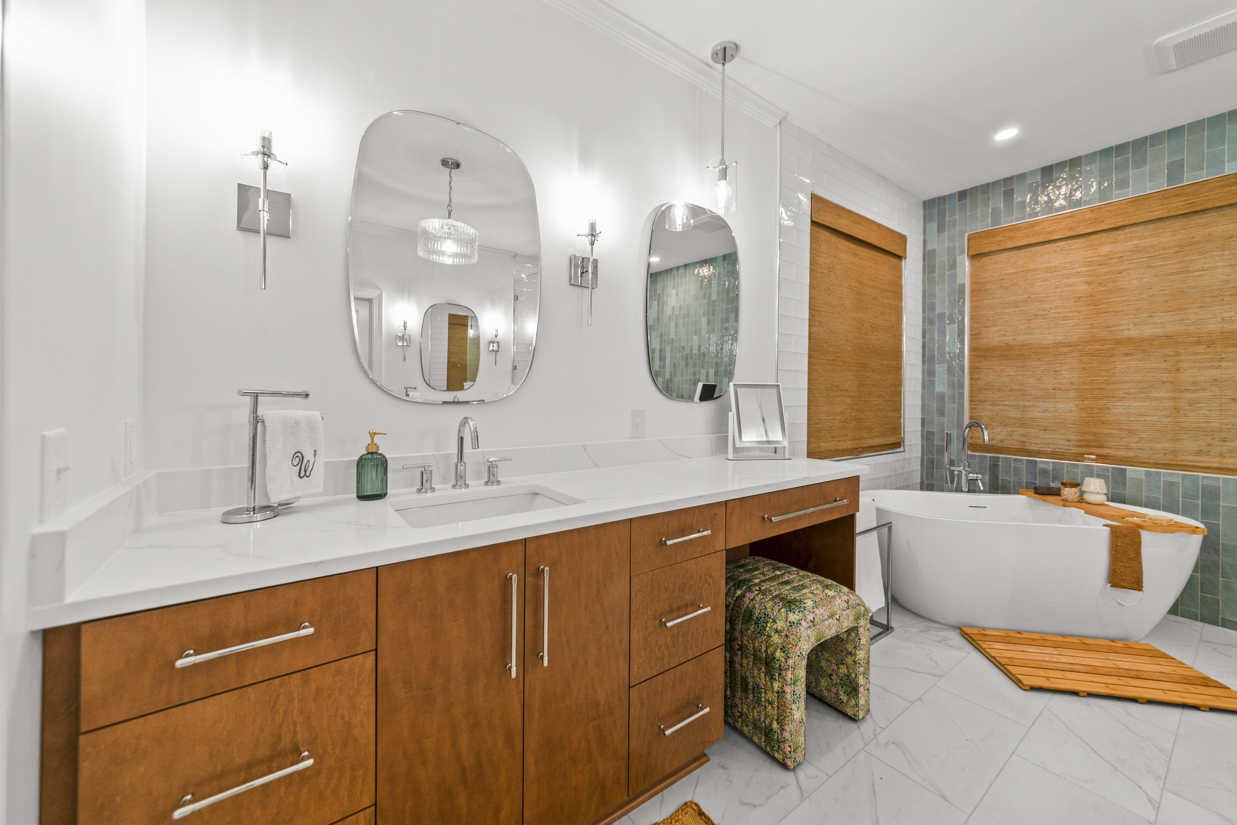 welch_project_bathroom_remodel_R6M28241.jpeg