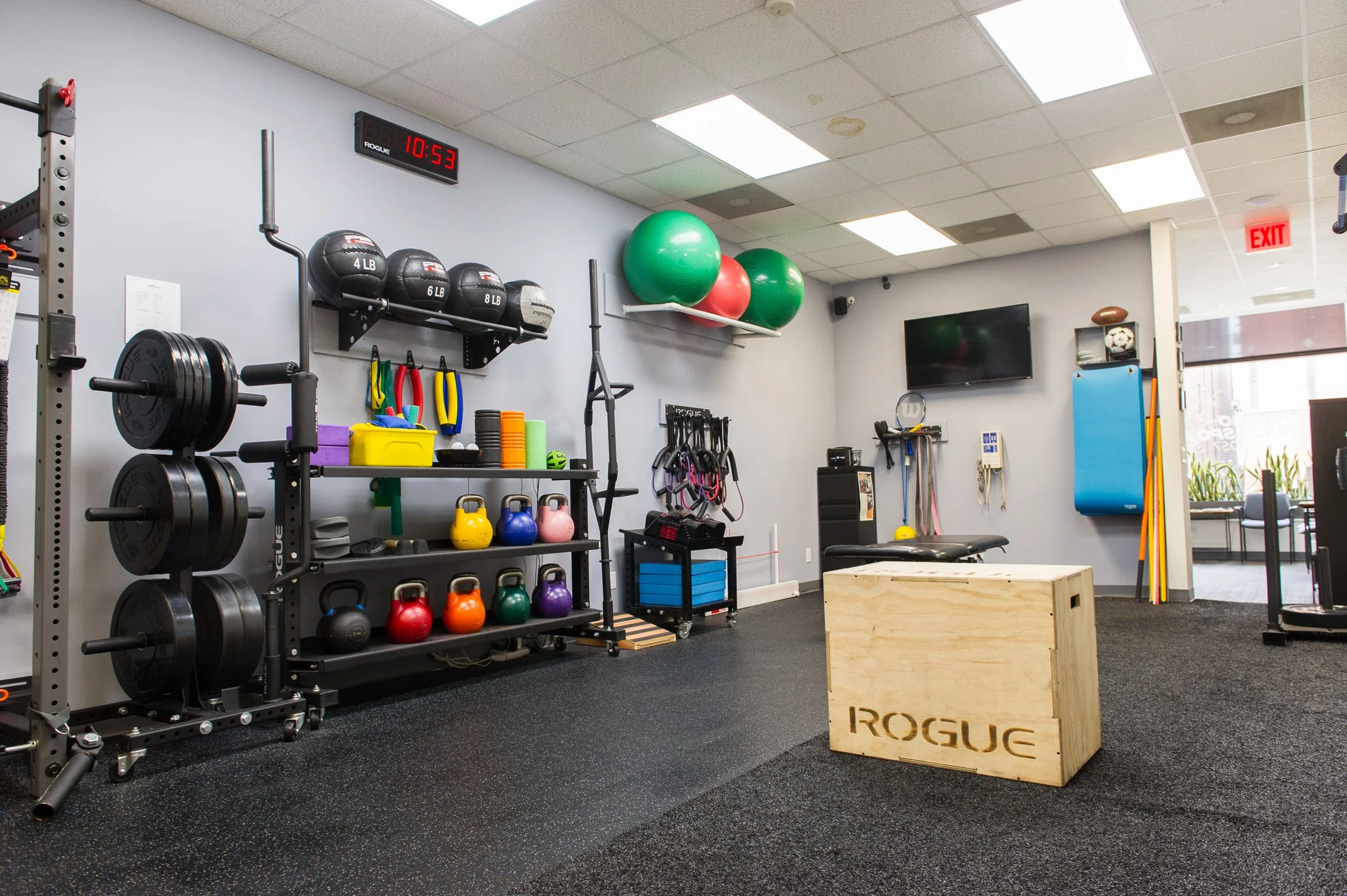 Picture of Rehab Area or Gym at Chicago Spine and Sports