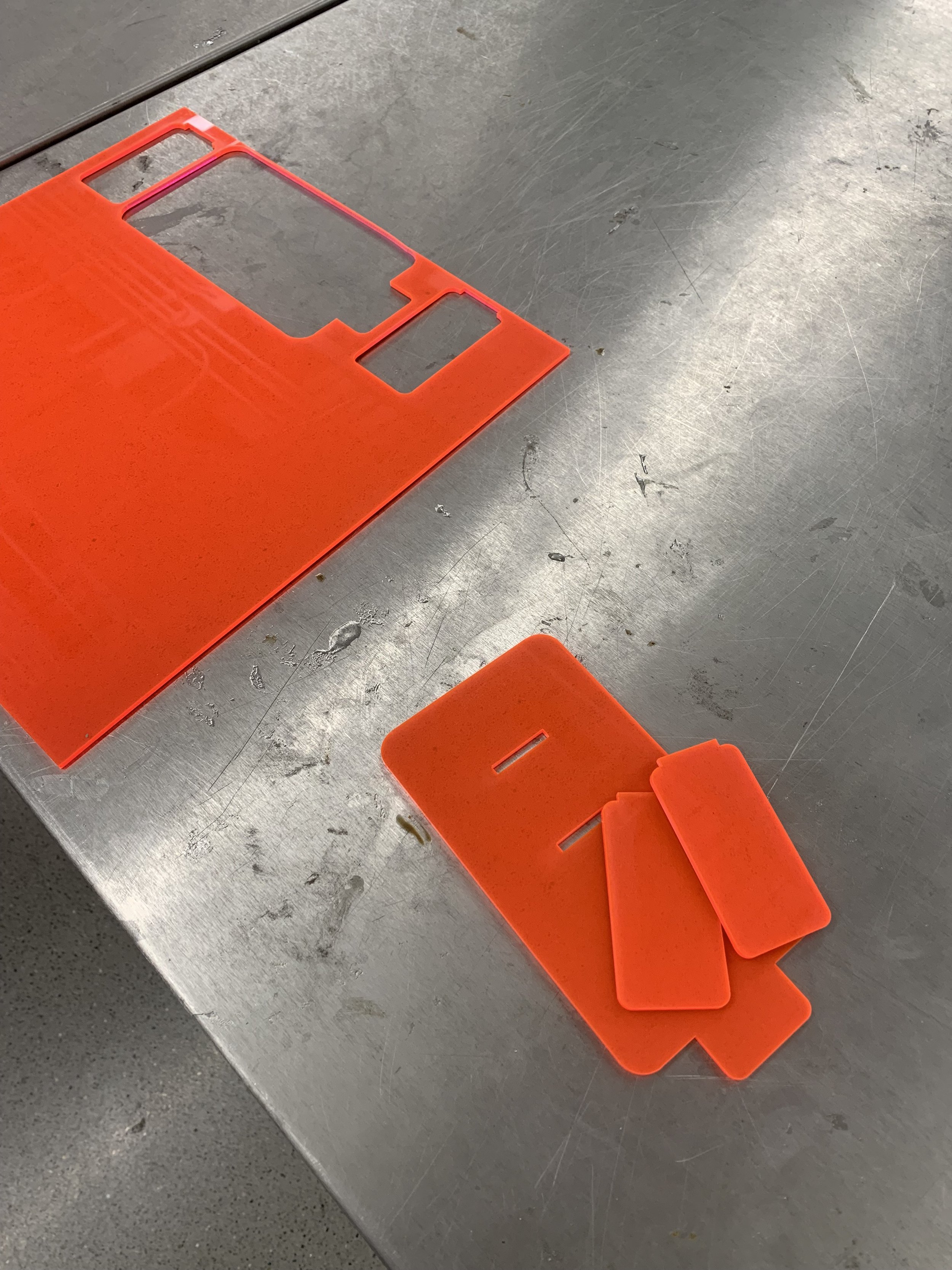 Process of laser cutting the acrylic