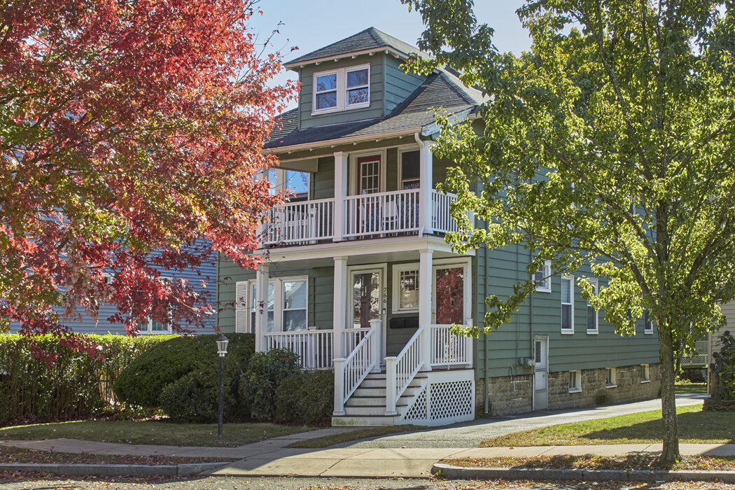 768_belmont_st_front1.jpg