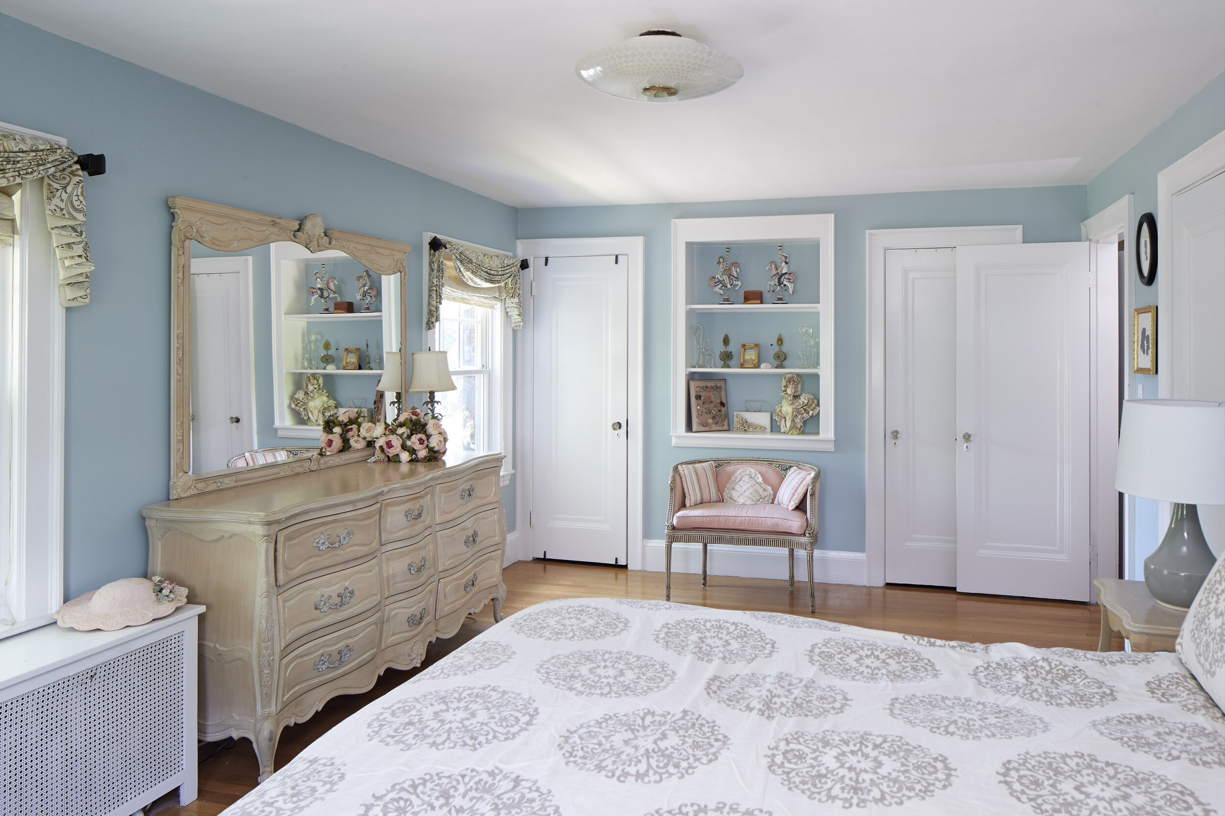 48_benton_rd_master_bedroom.jpg