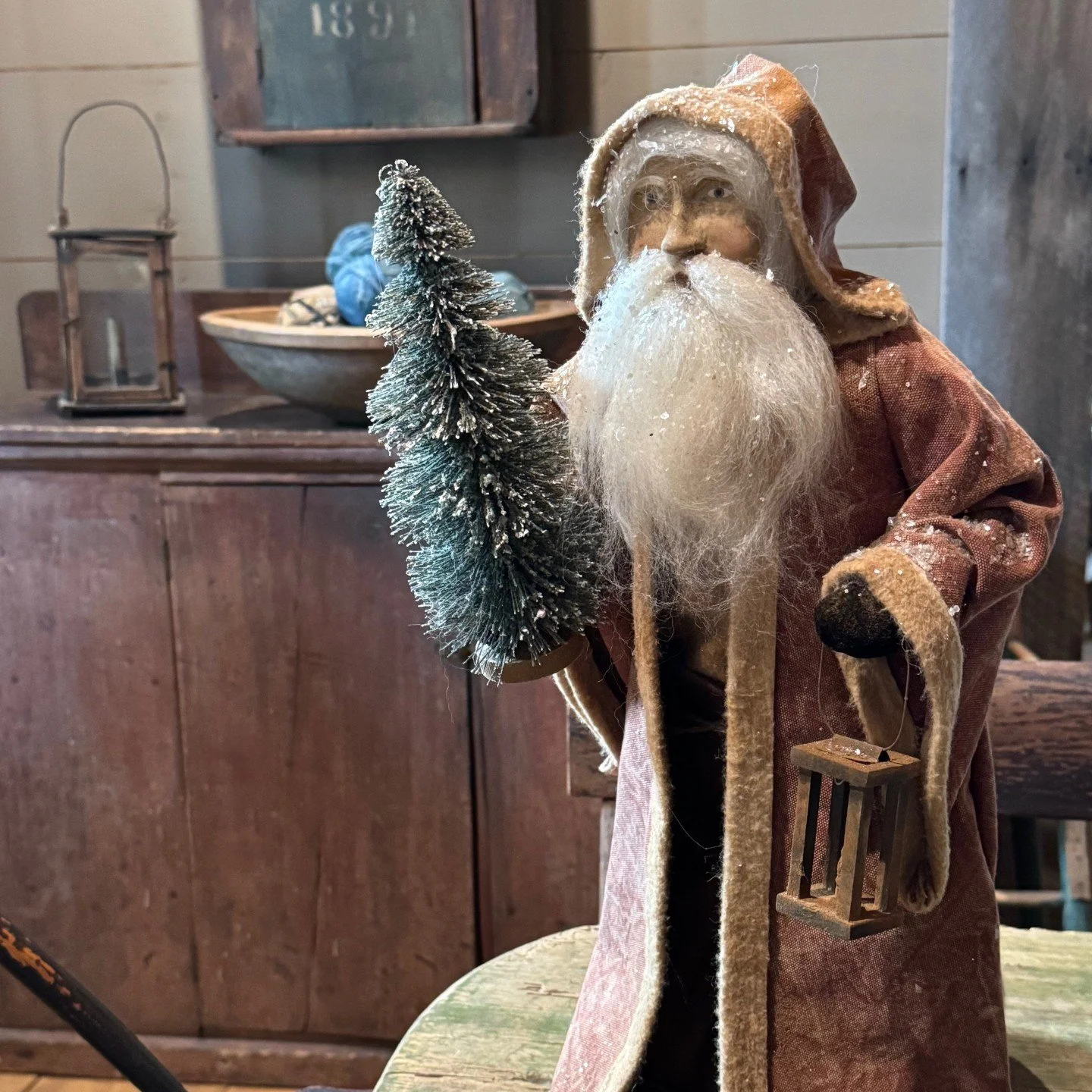 2026 Old World Santa in red coat with lantern and tree