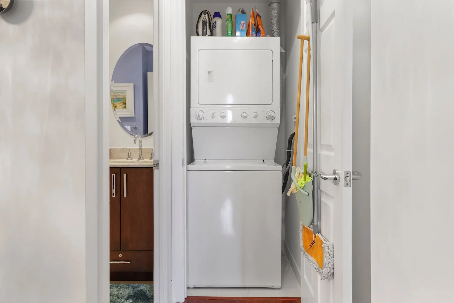 Web Size - 1410 Balmuto St 16.jpg