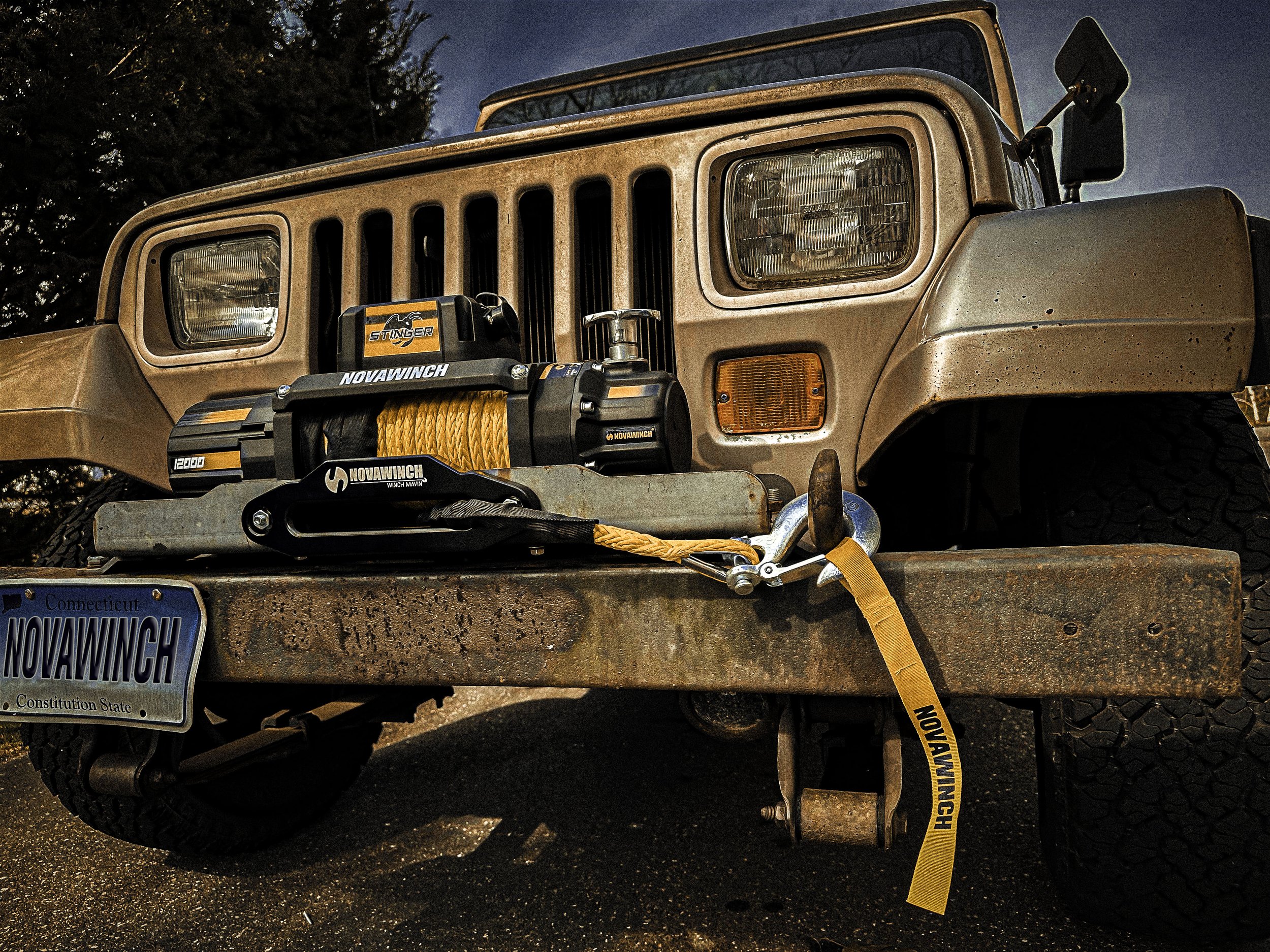 dirty Stinger+ 12 on jons jeep copy.jpg