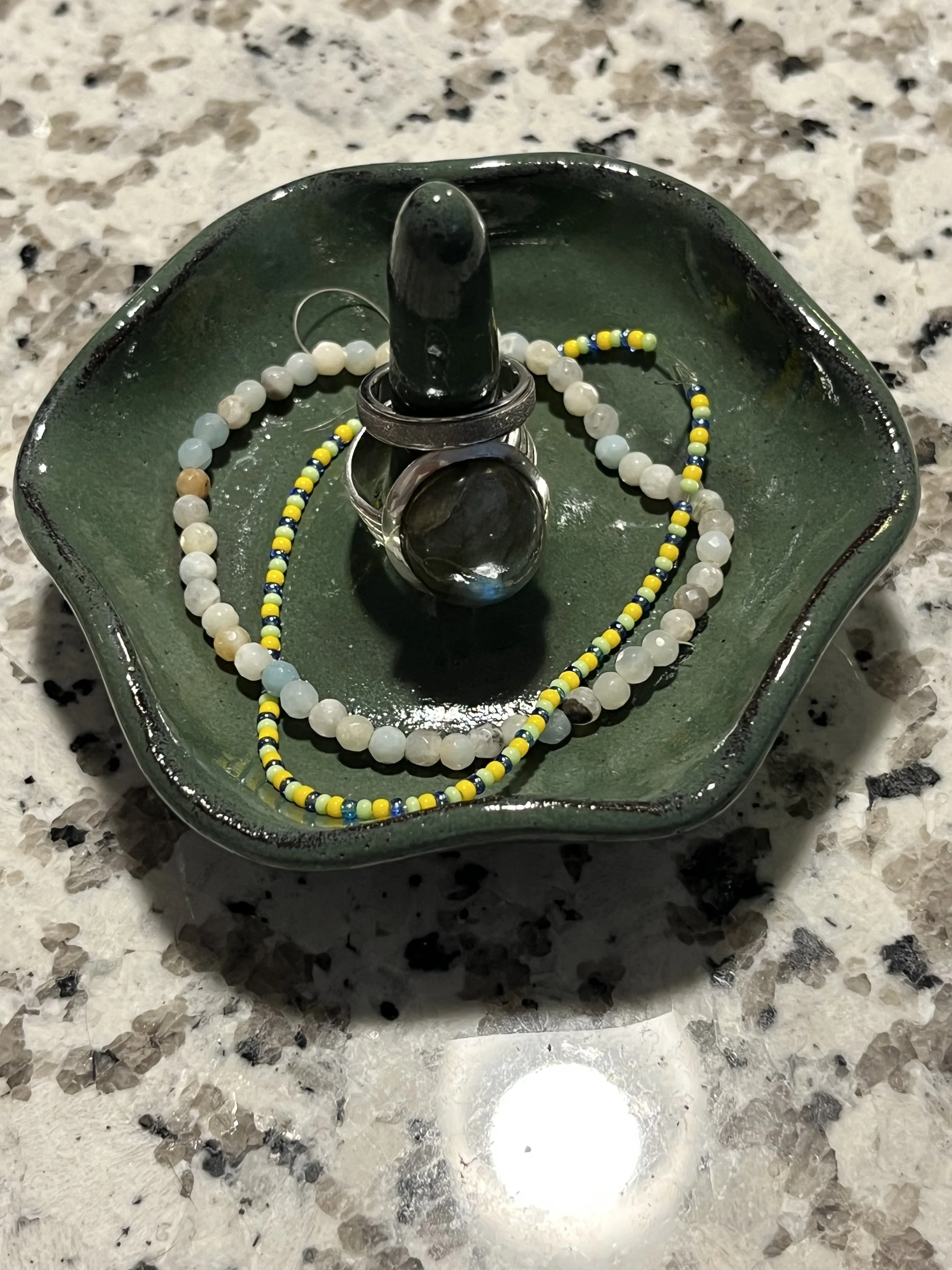 Jewelry holder- Green .jpg