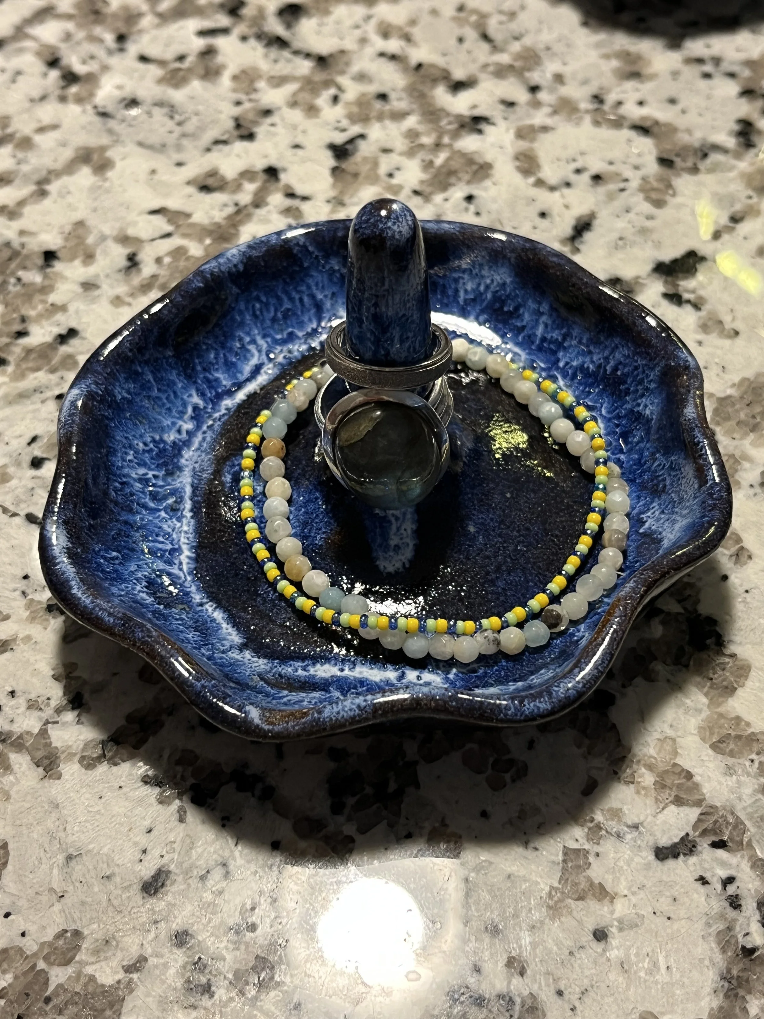 Jewelry holder- Blue .jpg