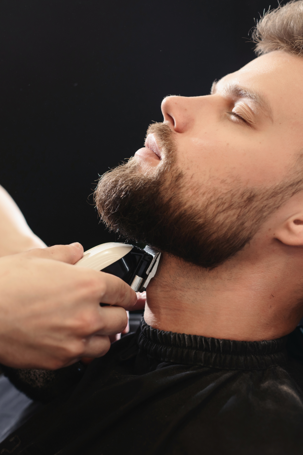 Here Are Reasons to Get a Professional Beard Trim Service