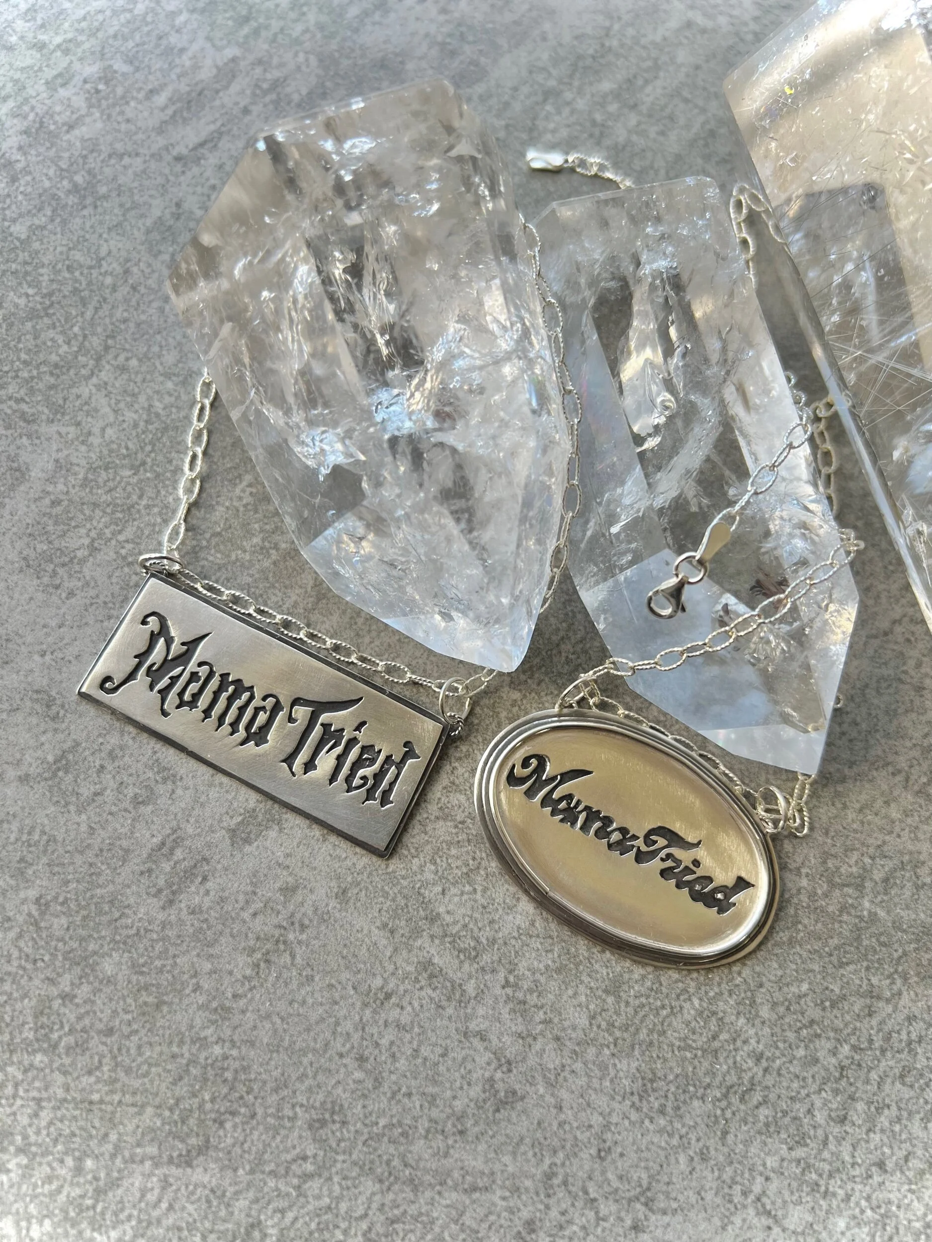 14090E9E-6323-4B5B-81A8-5CFF72E958BE