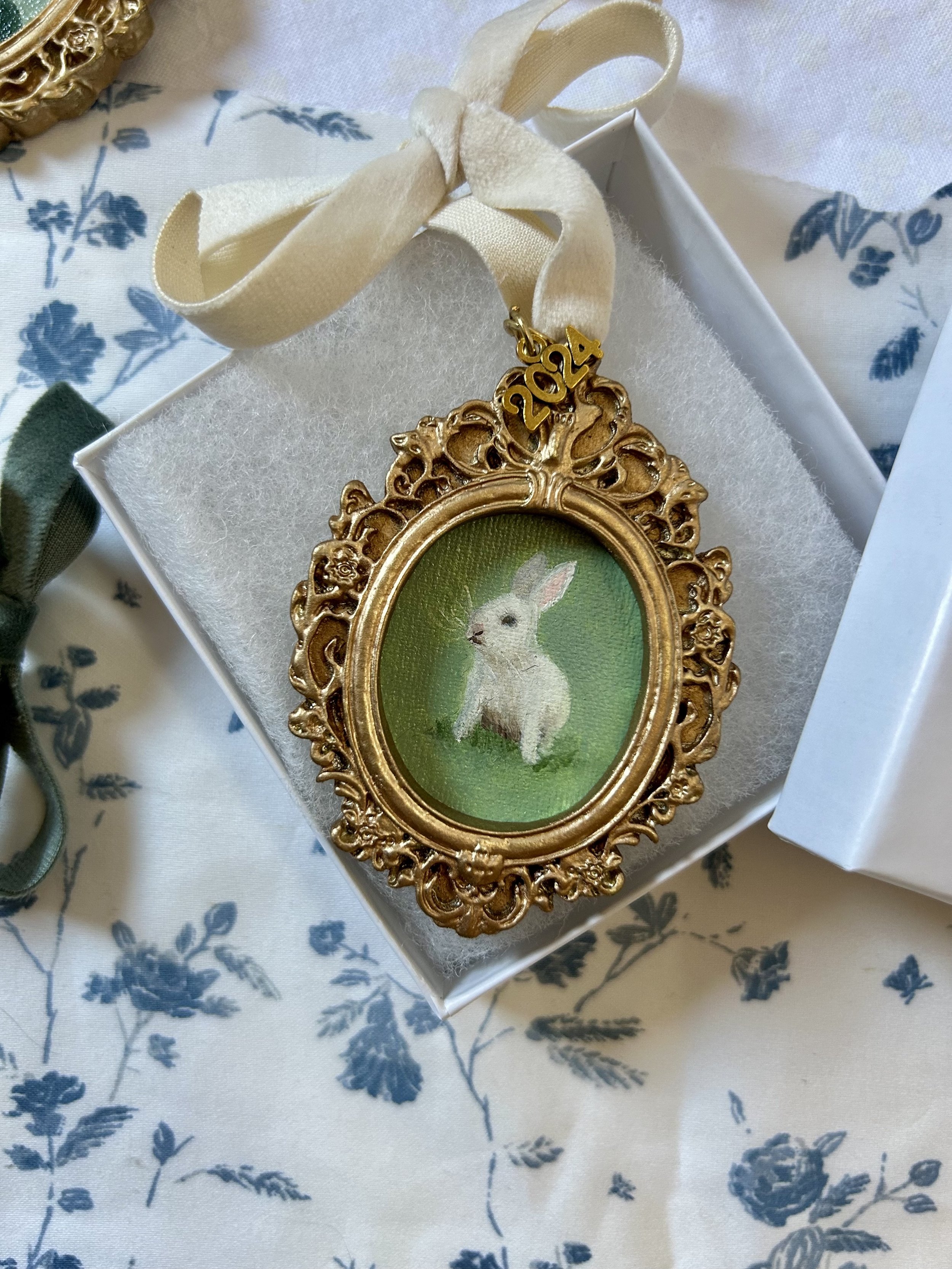 bunny-ornament.jpg