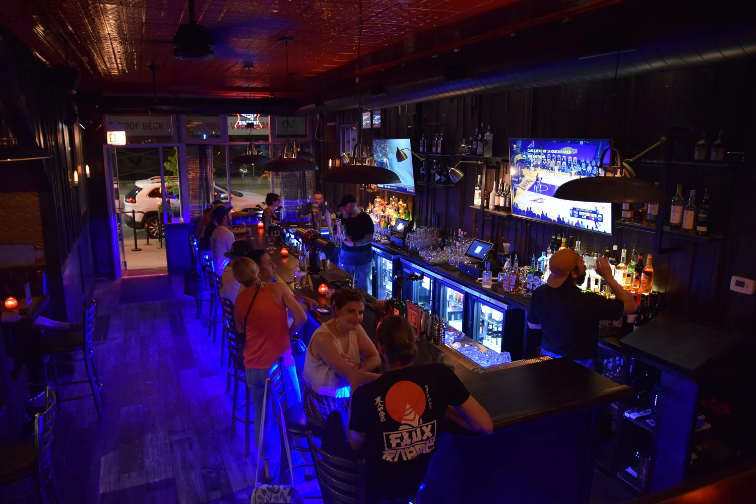 Bar photo 1