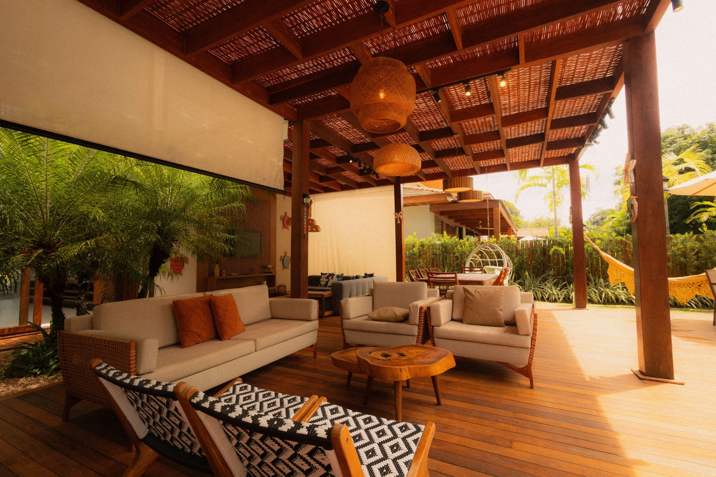 patio and enclosure 11.jpg