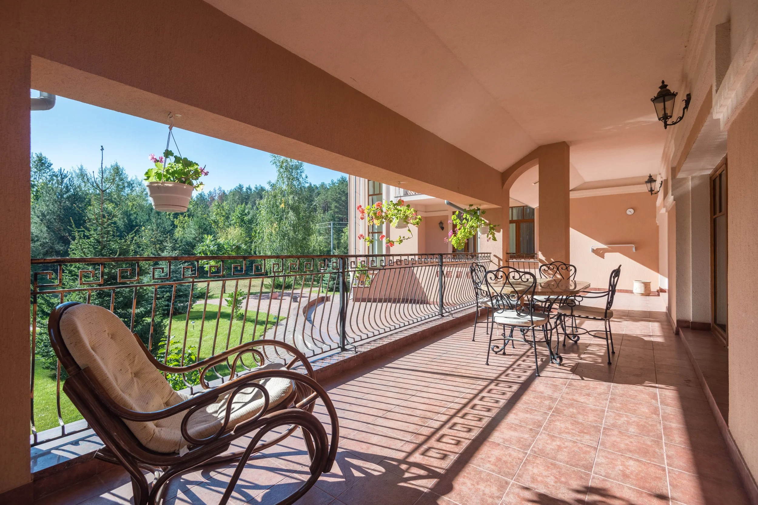 patio and enclosure 12.jpg